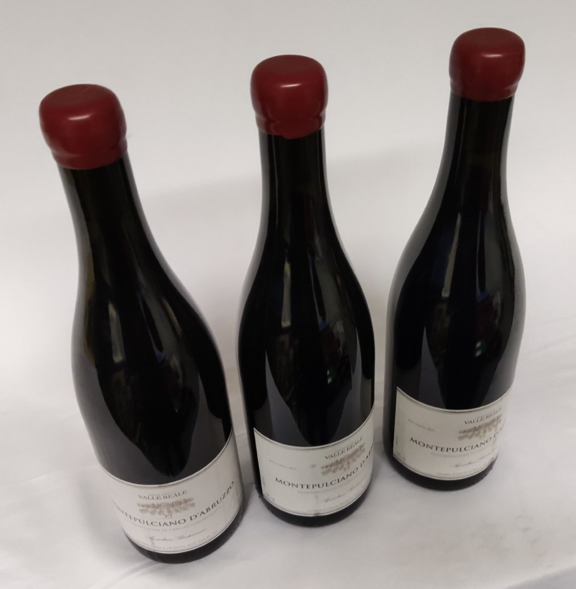 3 x Bottles of 2021 Valle Reale Montepulciano D'Abruzzo Red Wine - RRP £60 - Image 4 of 11