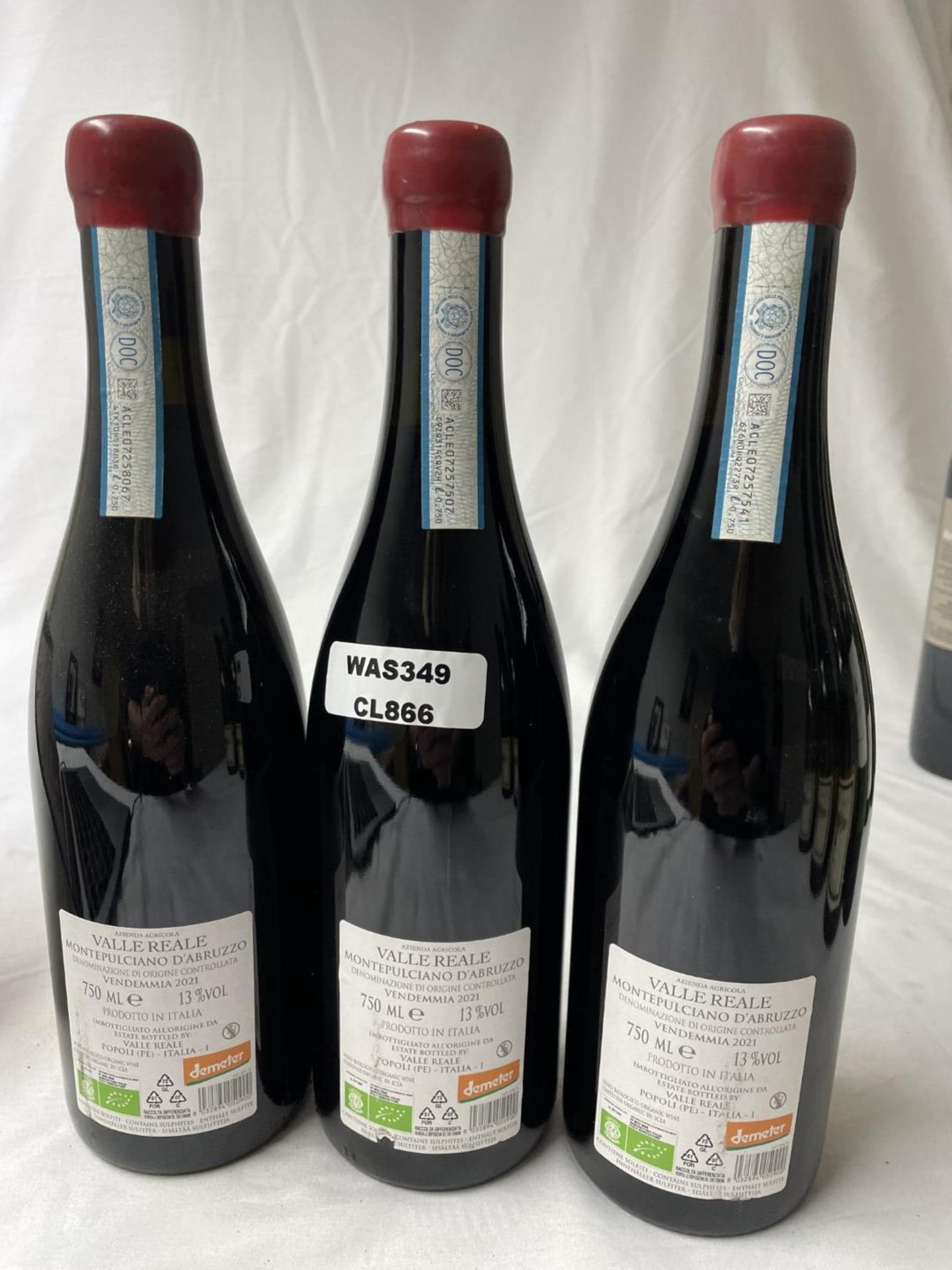 3 x Bottles of 2021 Valle Reale Montepulciano D'Abruzzo Red Wine - RRP £60 - Image 10 of 11