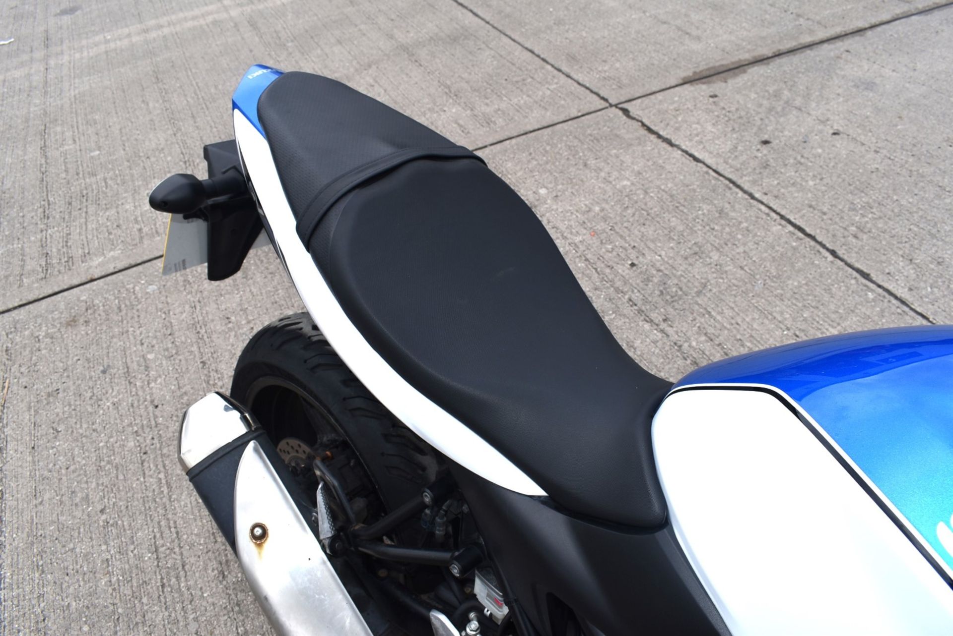 2018 Suzuki SV650 Motorcycle - BL18 KLP - Mileage: 21,098 - 4 Months MOT - Image 21 of 37