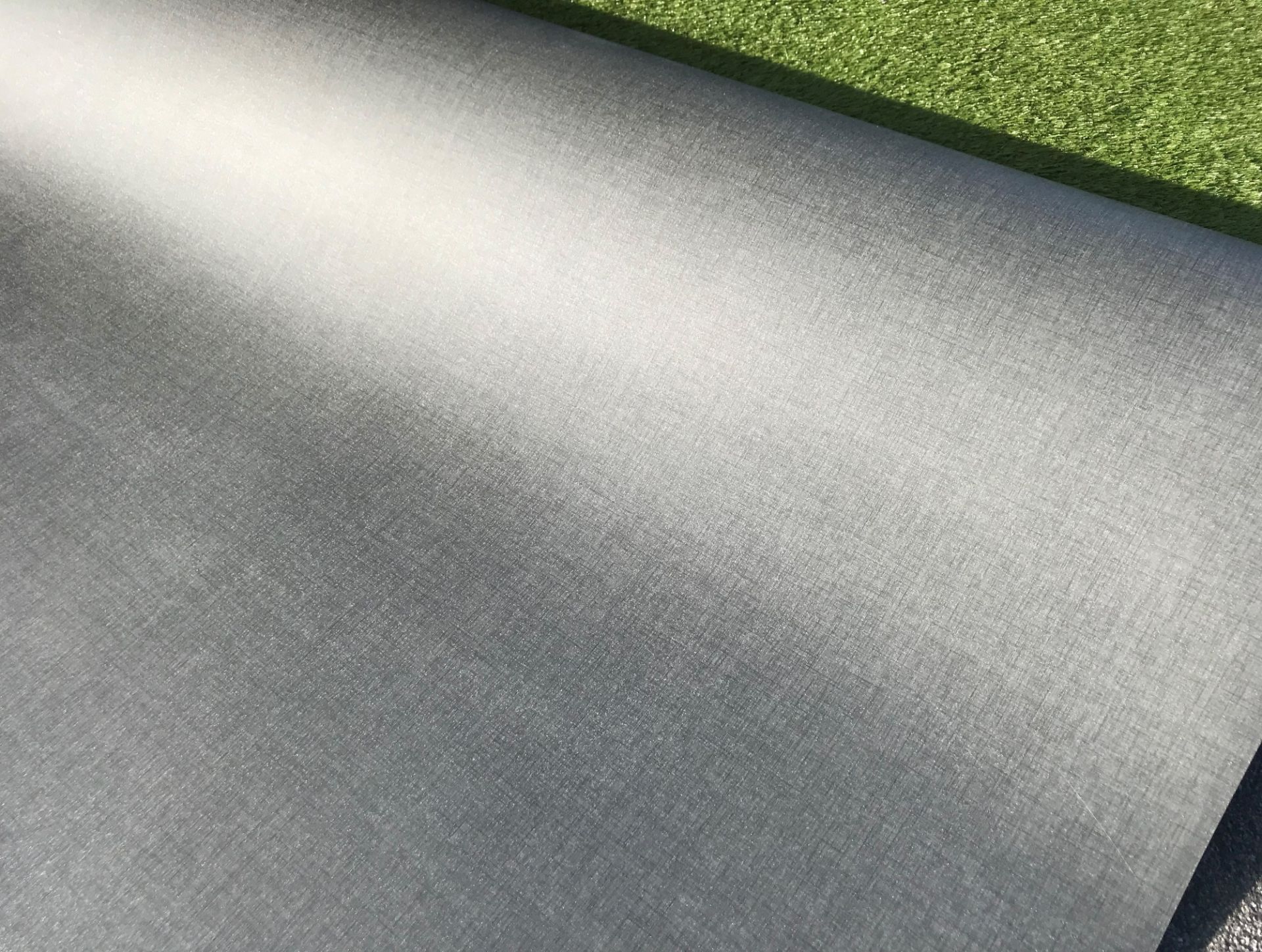 1 x GERFLOR Tarkett Commercial Grade Safety Flooring - Colour Charcoal- 20X2 Meter Roll - Ref: