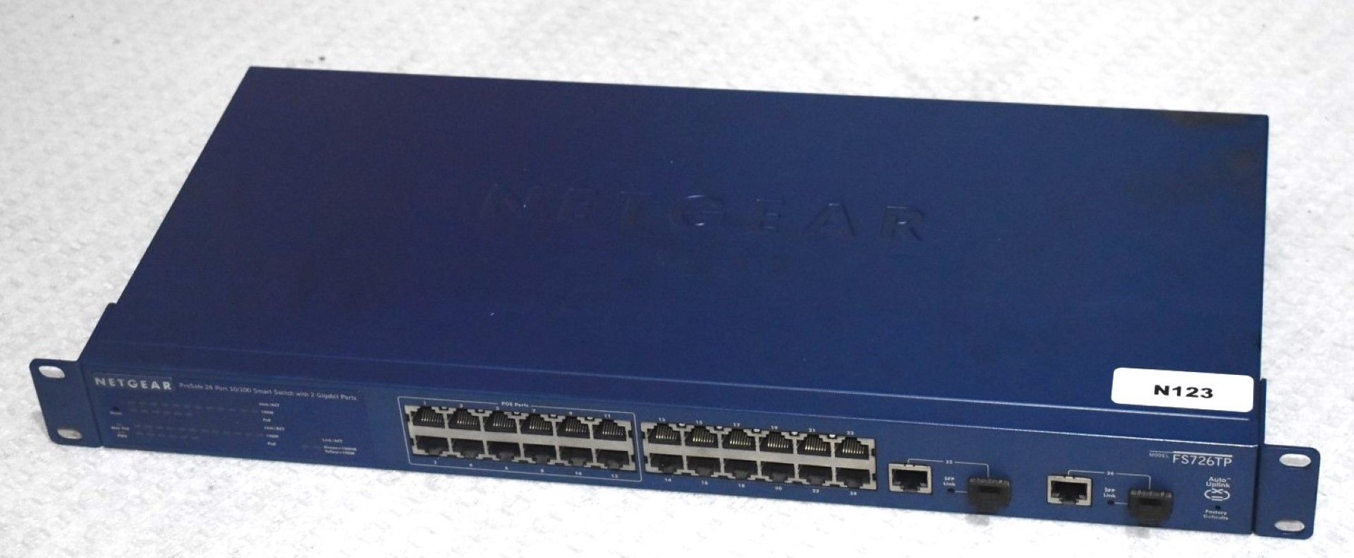 1 x Netgear FS726TP 24 Port Smart Switch