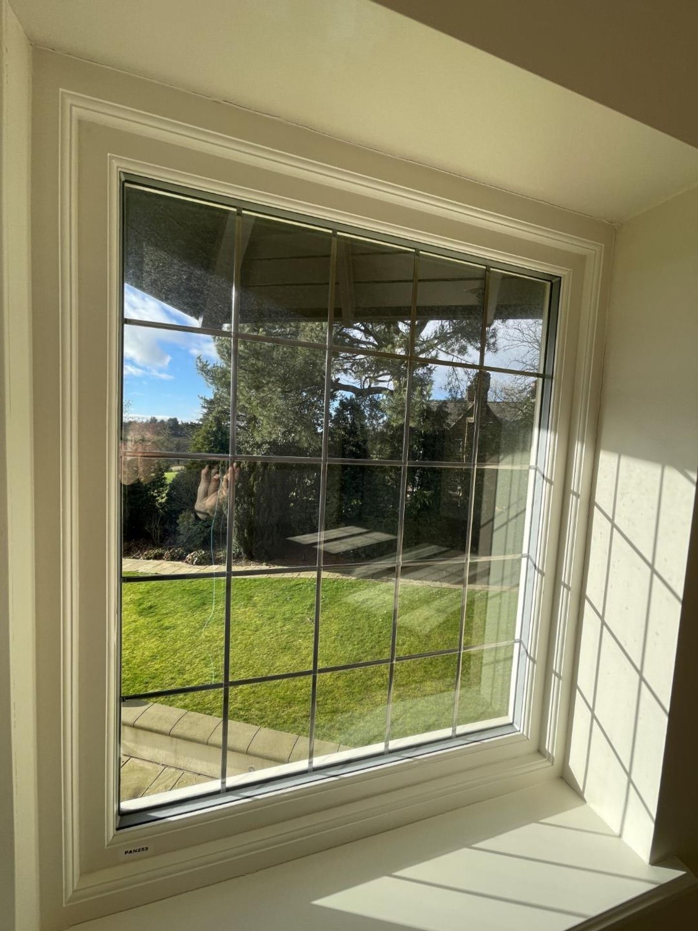 1 x Hardwood Timber Double Glazed Leaded Window Frame - Ref: PAN253 / BED 2- CL896 BED2 R/H- NO - Image 4 of 8