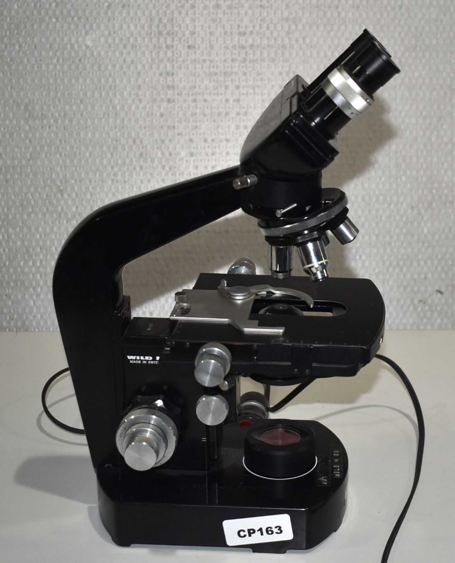 1 x Wild M20 Microscope CP163 - Image 20 of 22