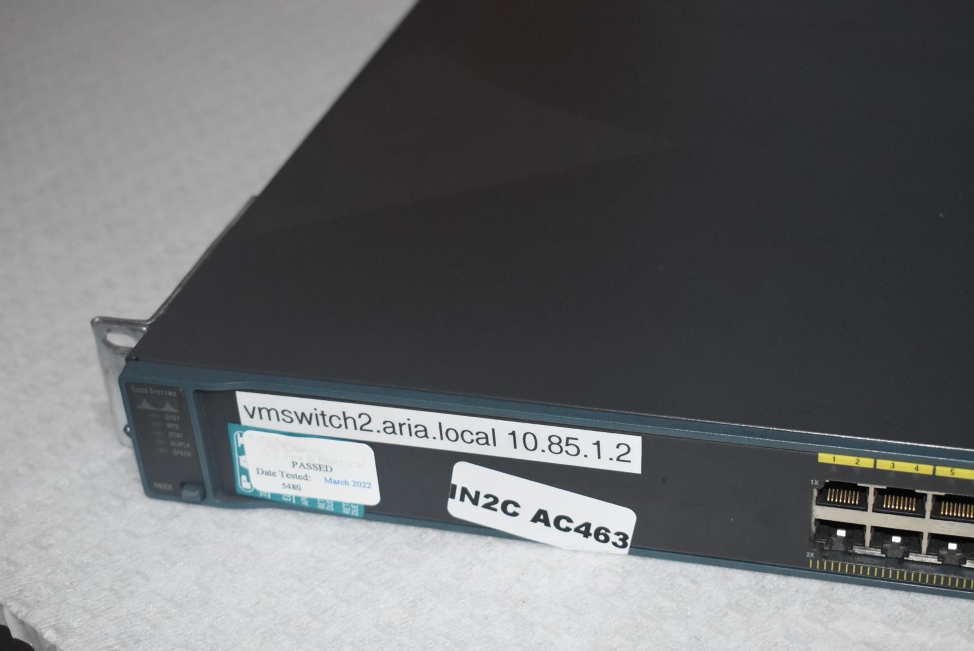 1 x Cisco Catalyst 2960G Series 24 Port Switch - Image 3 of 3