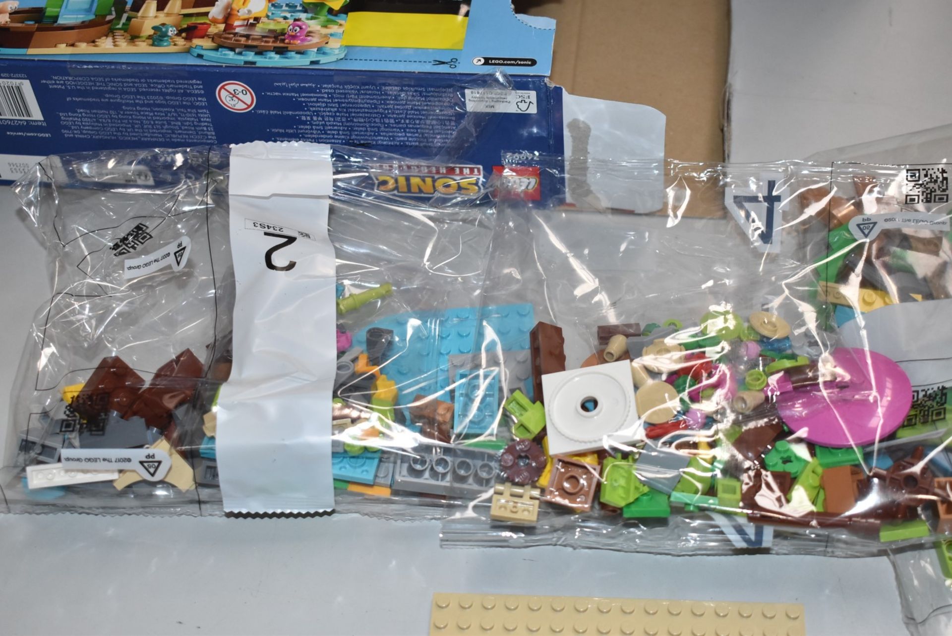 2 x Lego Sets - DC Comics Super Heroes and Sonic the Hedgehog - Boxed With Some Sealed Bags - Image 10 of 13