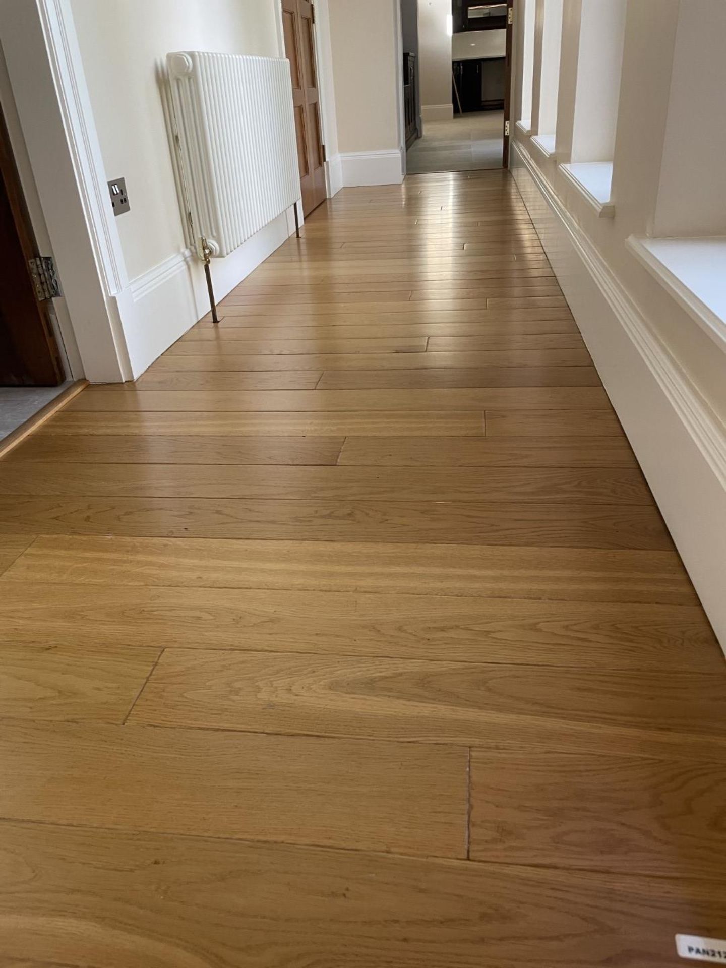 Fine Oak Hardwood Hallway Flooring - 6.3 x 1.2 Metres - Ref: PAN212 - CL896 - NO VAT - Image 4 of 12