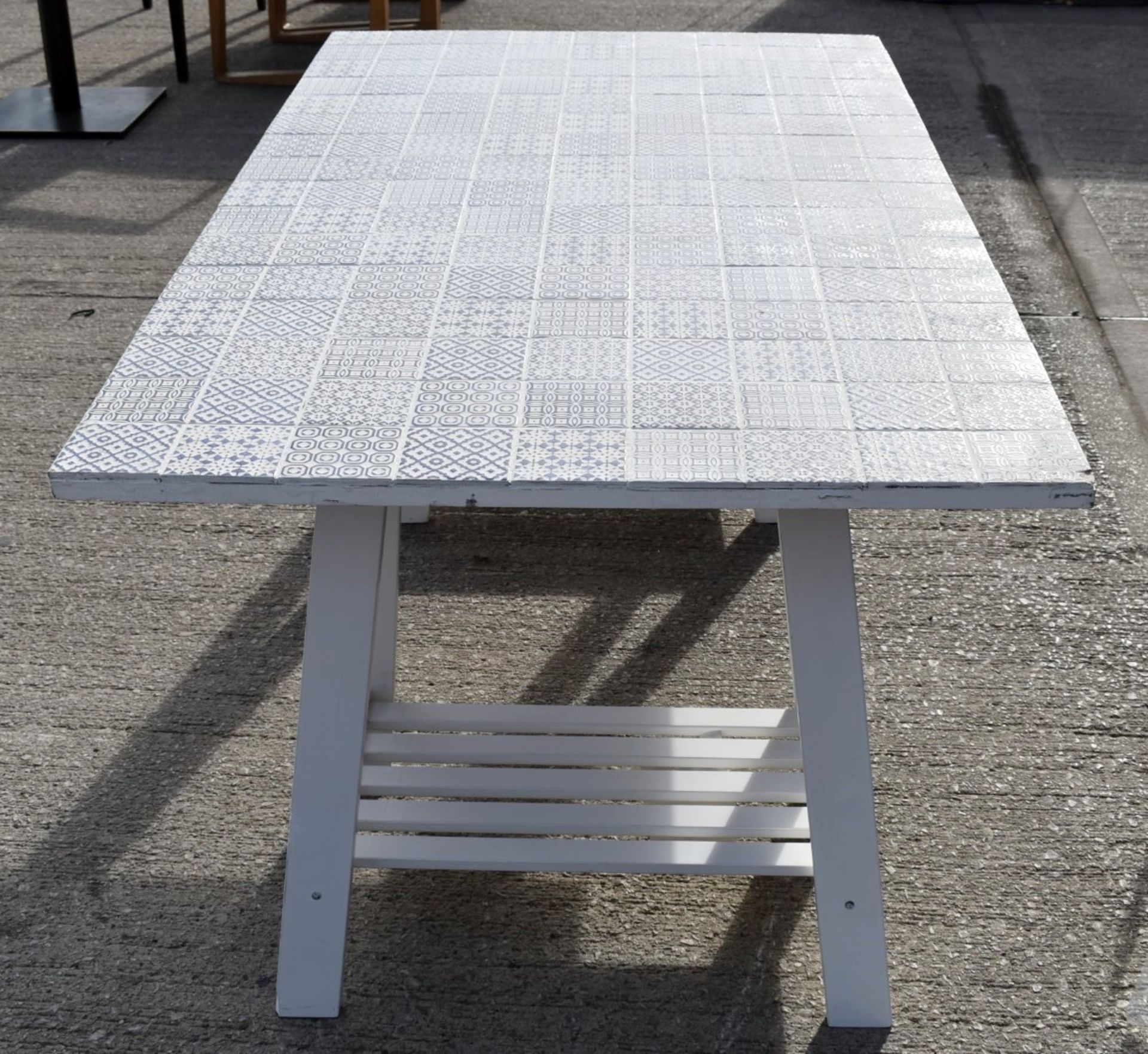 1 x Bespoke Tiled Topped Table With 3 x Tiled Plinths - Department Store Display Prop - Ref: - Image 2 of 8