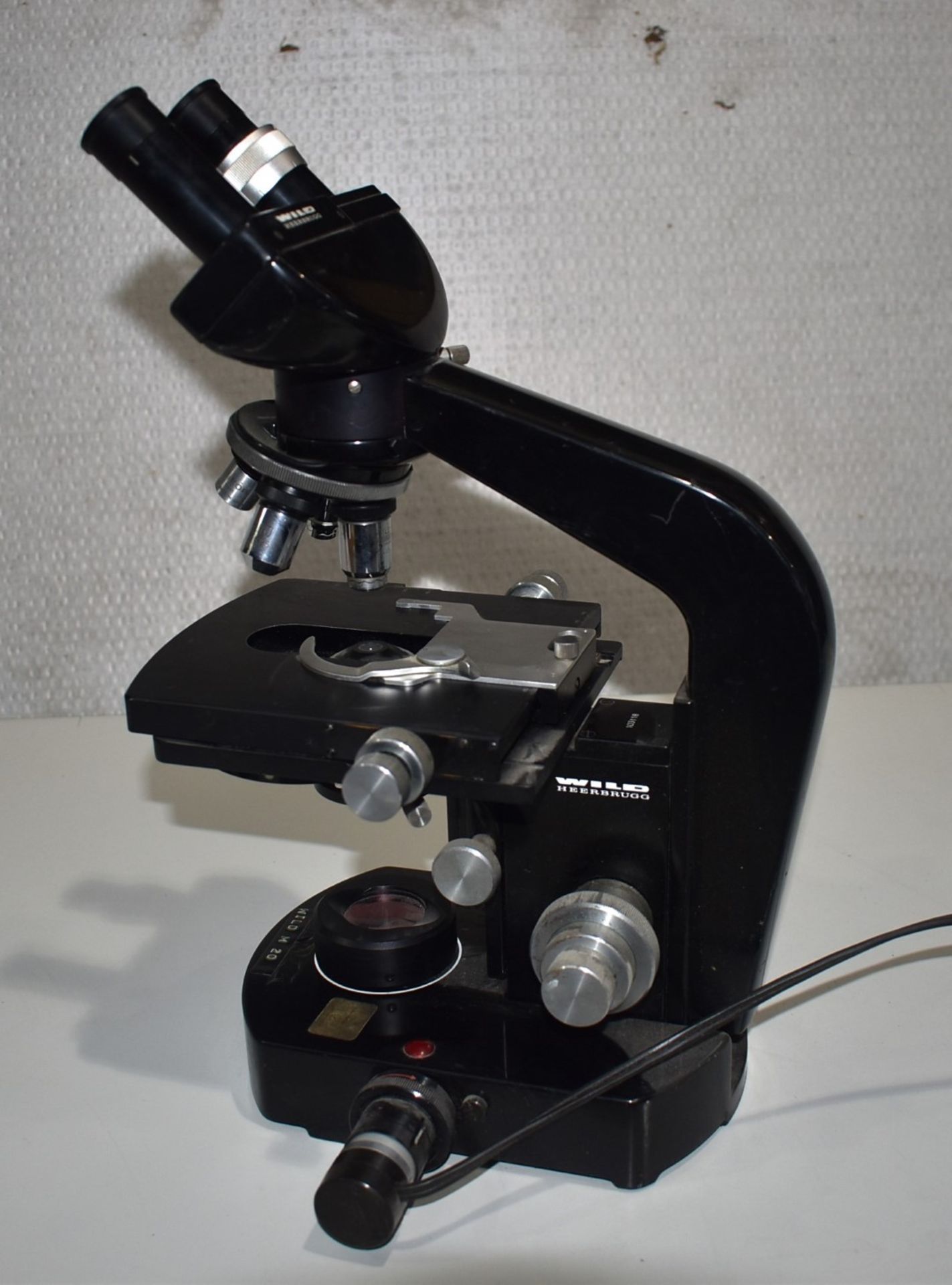 1 x Wild M20 Microscope CP163 - Image 22 of 22