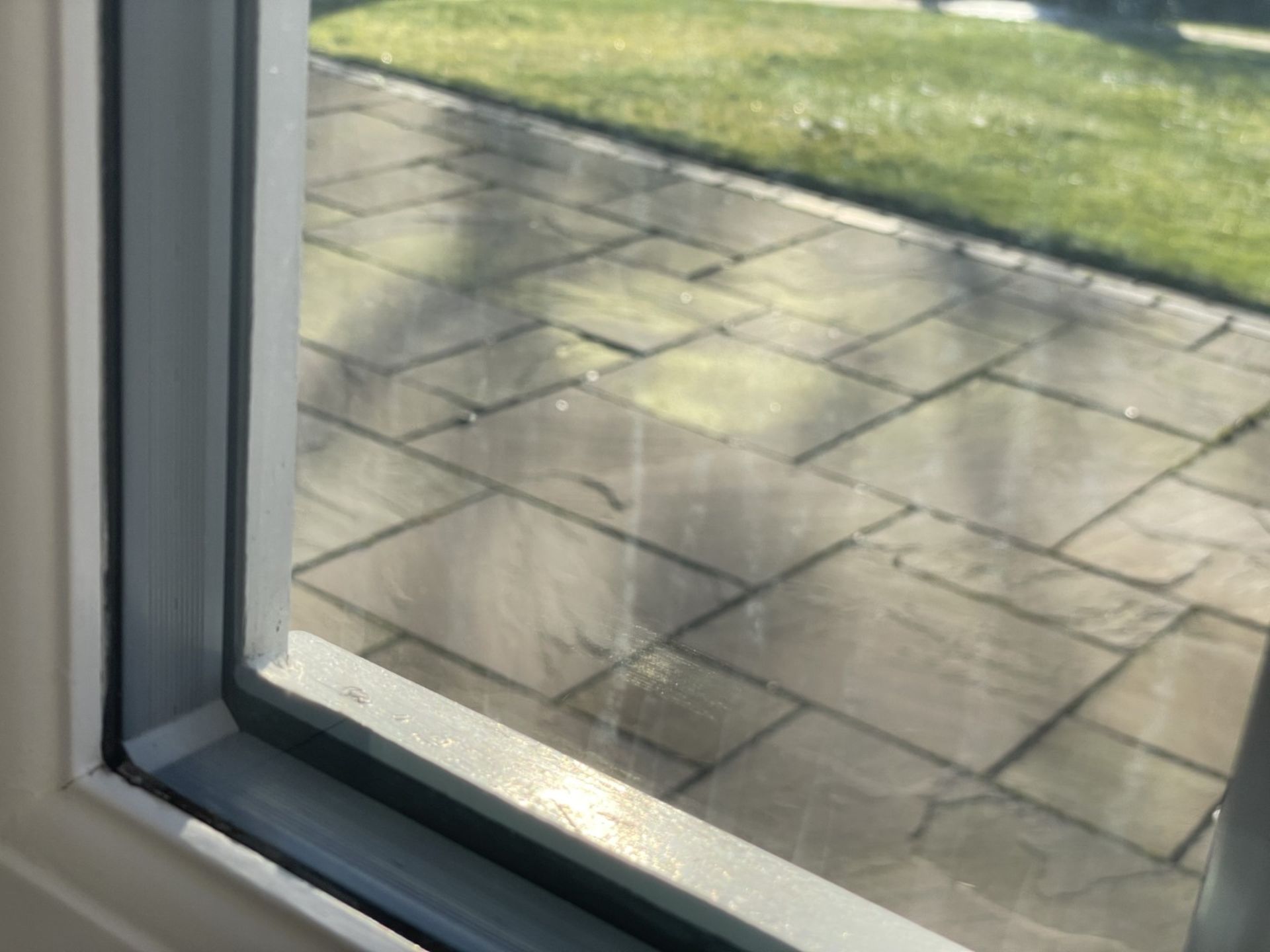 1 x Hardwood Timber Double Glazed Window Frames fitted with Shutter Blinds, In White - Ref: PAN107 - Image 15 of 15