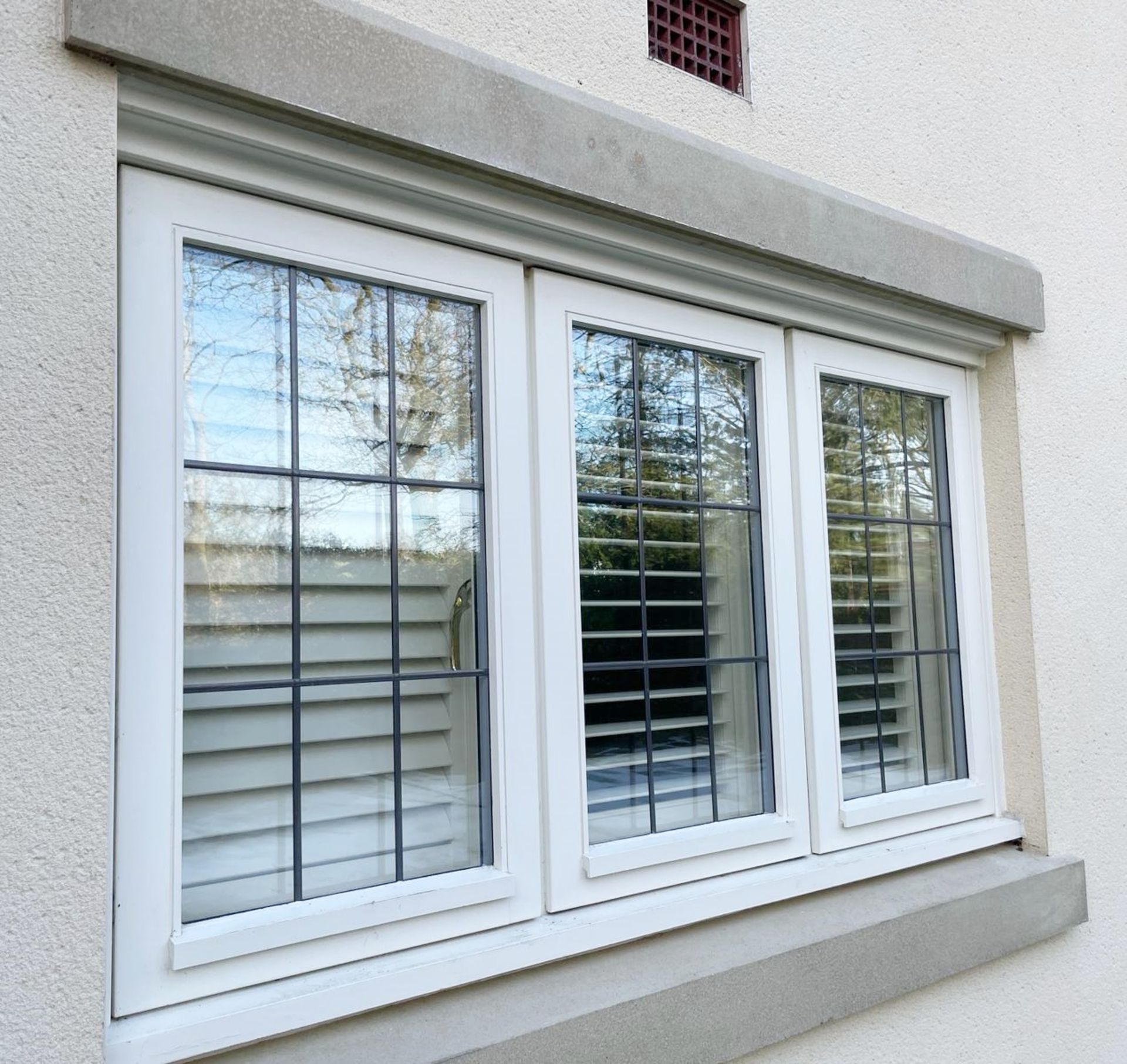 1 x Hardwood Timber Double Glazed Leaded 3-Pane Window Frame fitted with Shutter Blinds - Image 3 of 15