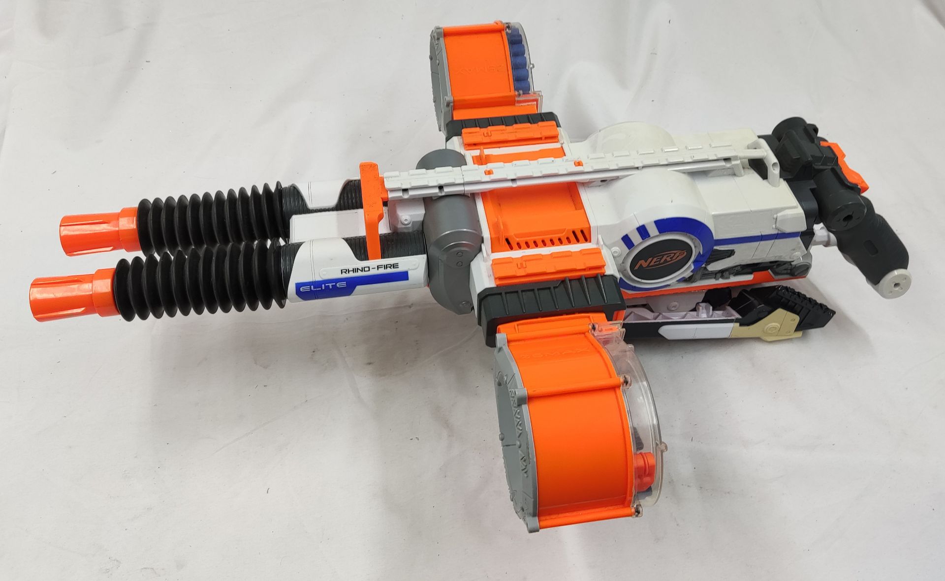 1 x Nerf Rhino-Fire Electric Nerf Gun with Moving Barrels - Used - CL444 - NO VAT ON THE HAMMER - - Image 11 of 12