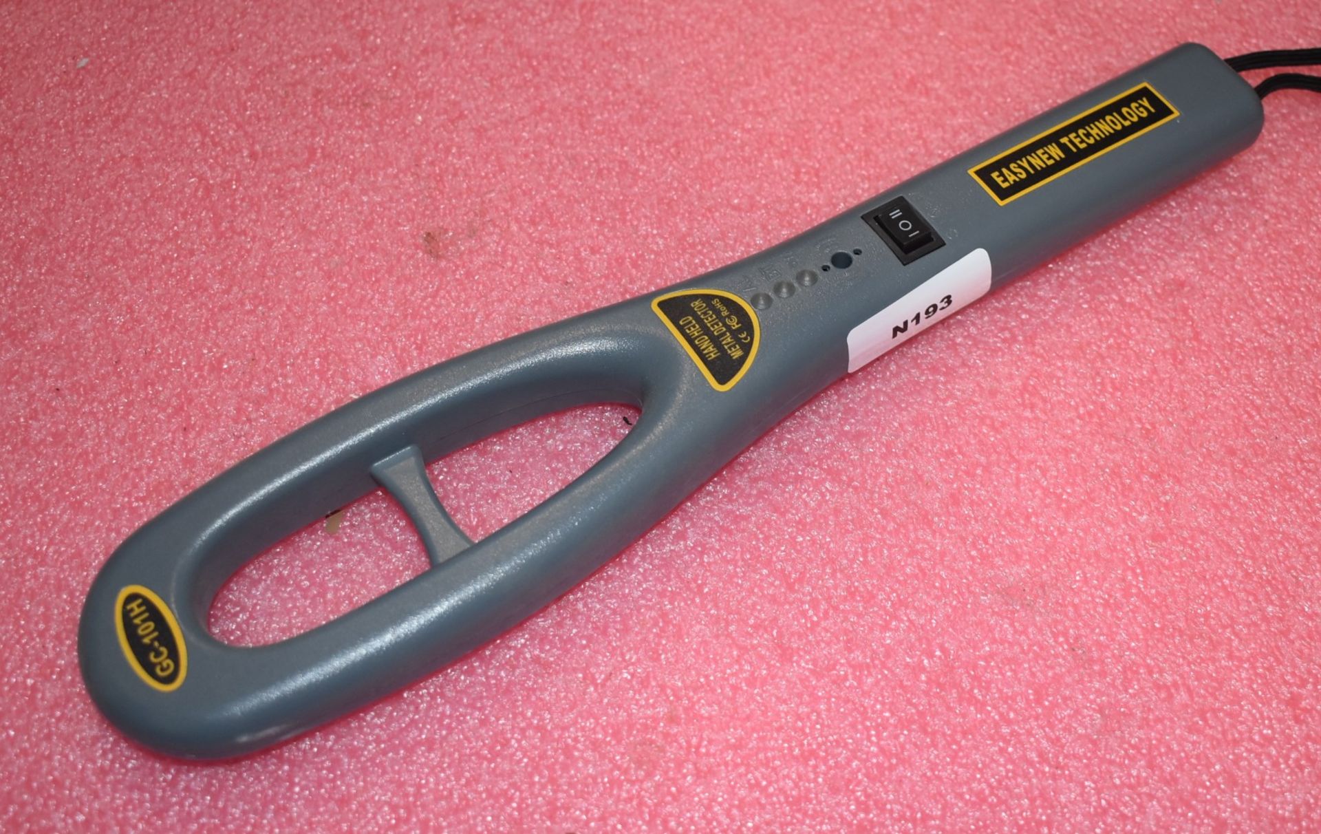 1 x Easynew GC-101H Handheld Metal Detector - Image 3 of 6