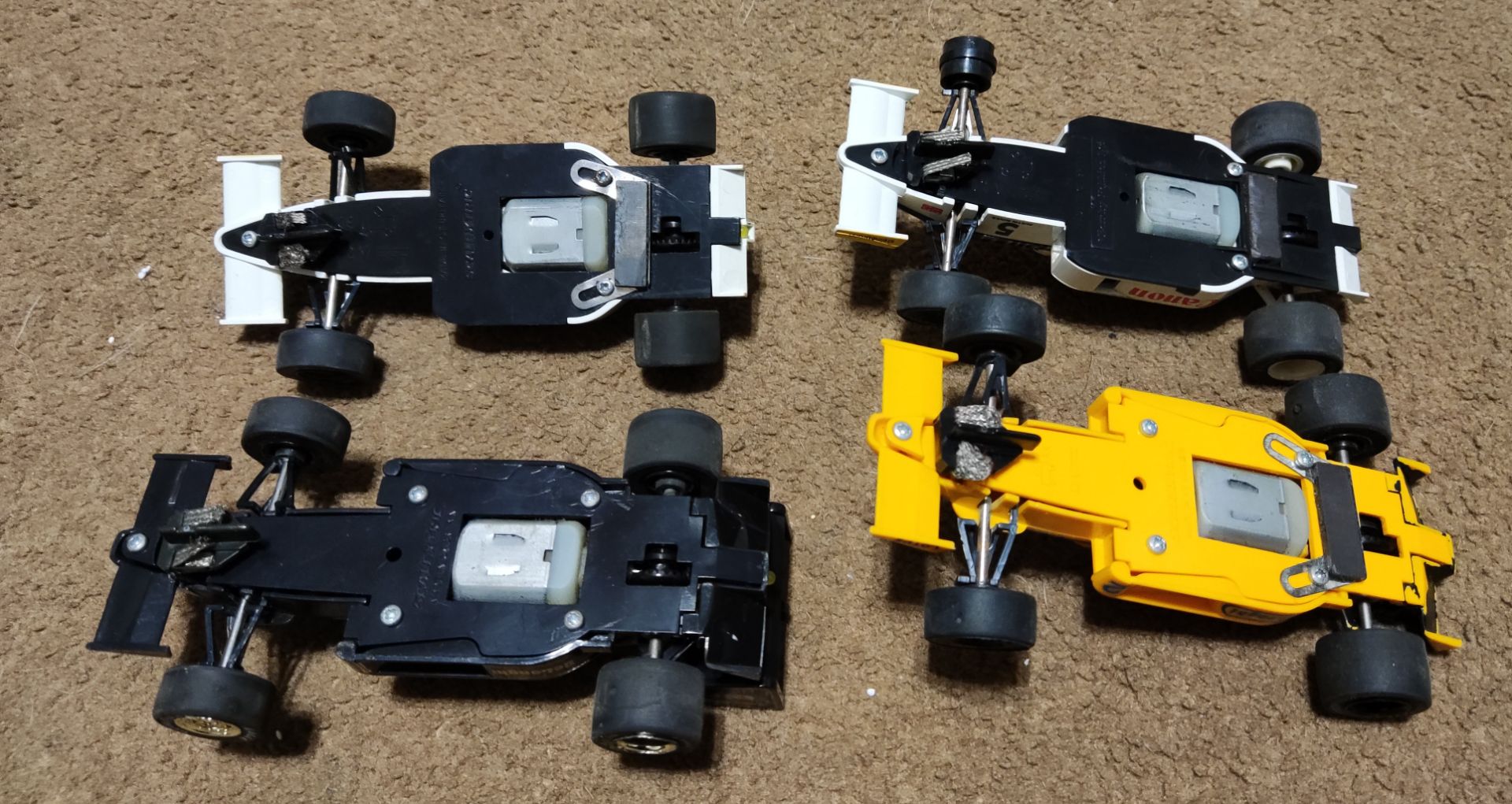 1 x Scalextric 4-Lane World Championship Set With 4 x F1 Cars - Huge Vintage Set - Used - CL444 - NO - Image 25 of 26