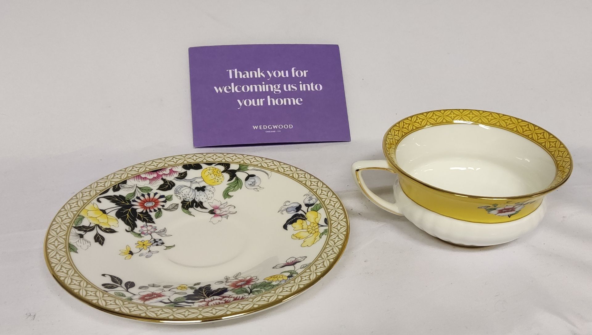 1 x WEDGWOOD Wonderlust Primrose Teacup & Saucer - Boxed - RRP £65 - Ref: /HOC250/HC5 - CL987 - - Image 4 of 16