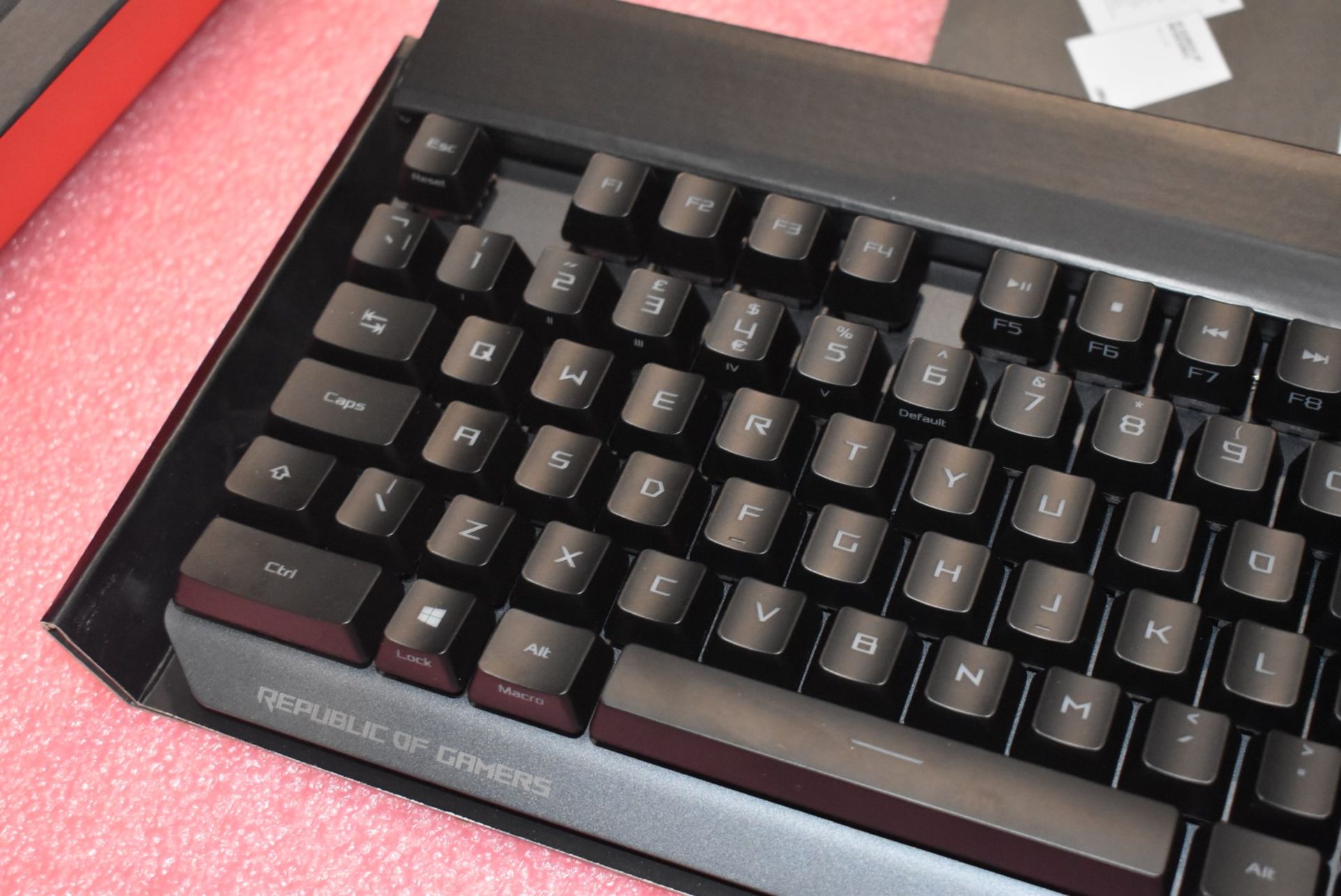 1 x Asus ROG Strix Scope RX RGB Optical Keyboard - Open Box Stock - Image 4 of 8