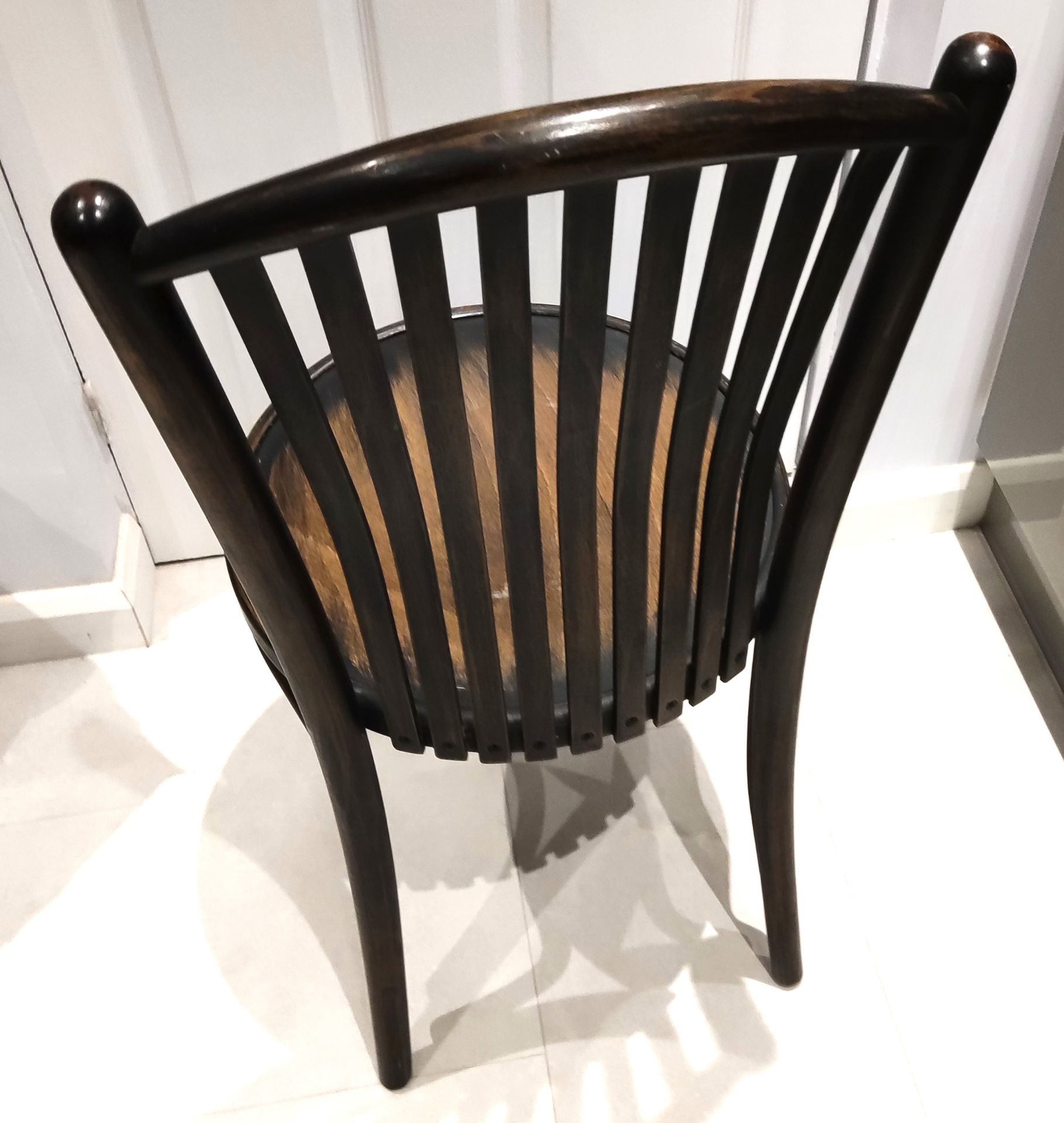 1 x Vintage Dark Wood Bentwood Chair - CL444 - NO VAT ON THE HAMMER - Location: Altrincham WA14 This - Image 11 of 15