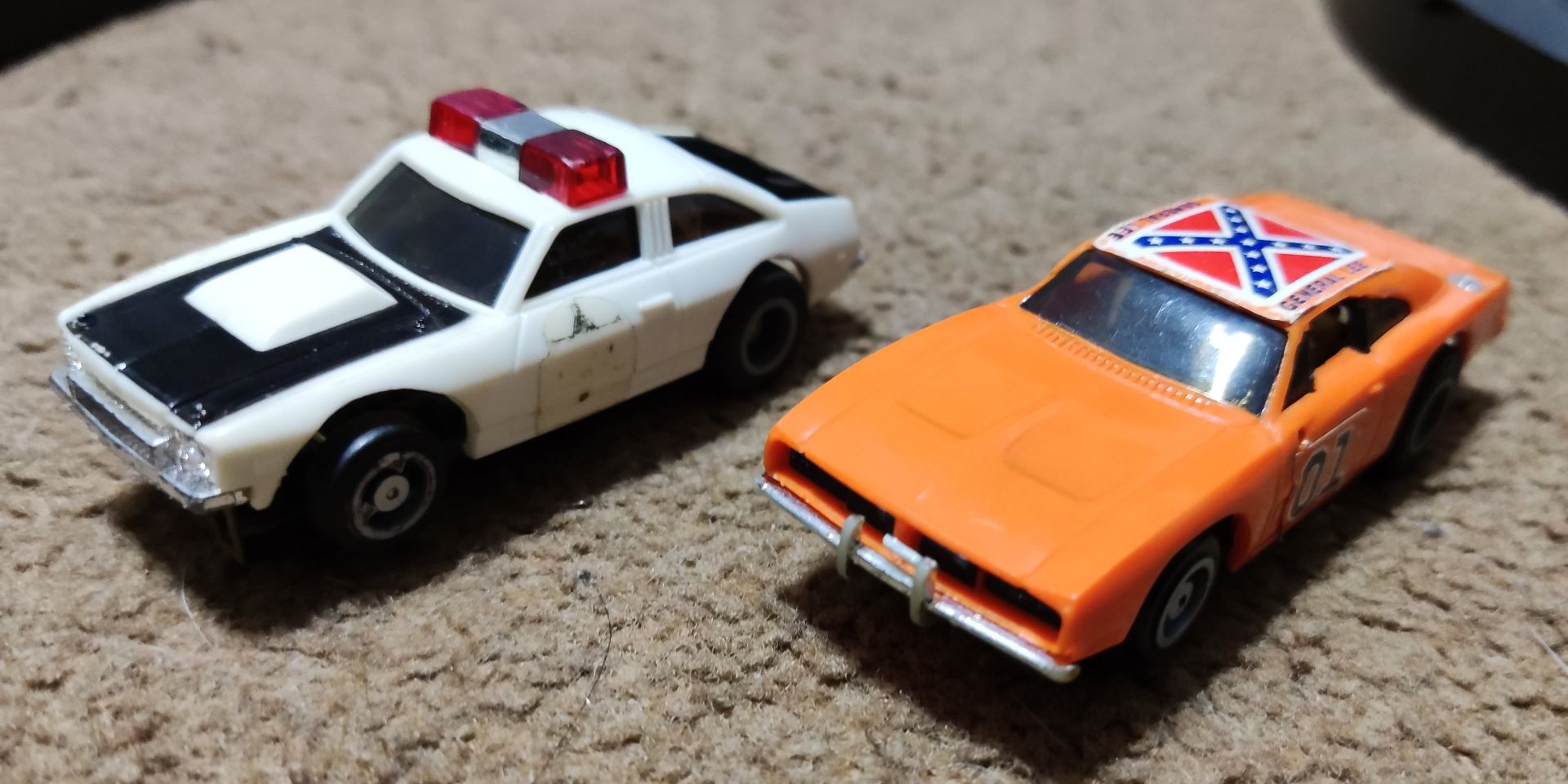 1 x Vintage Dukes of Hazzard Electric Slot Racing Set - Used - CL444 - NO VAT ON THE HAMMER - - Image 9 of 26