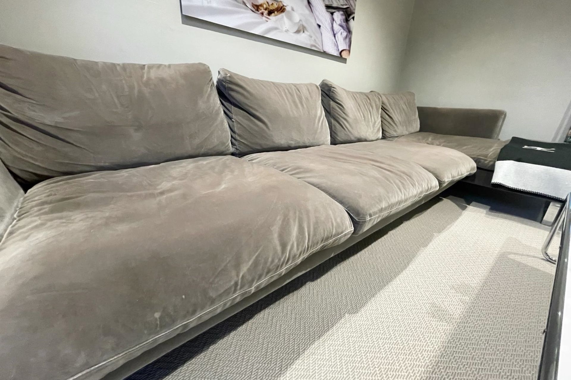 1 x Velvet 3.2-Metre Wide Corner Sofa Upholstered in a Soft Brown Velvet - NO VAT ON THE HAMMER - Image 6 of 8