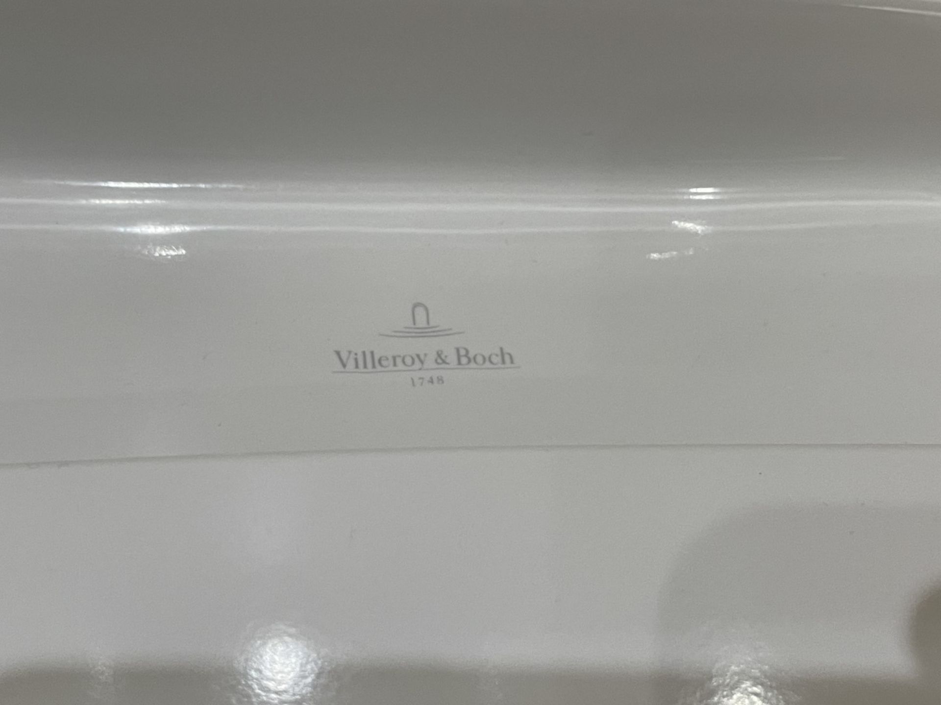 1 x VILLEROY & BOCH Wall Hung Toilet with Geberit Flush Plate - Ref: PAN231 - CL896 - NO VAT ON - Image 14 of 14