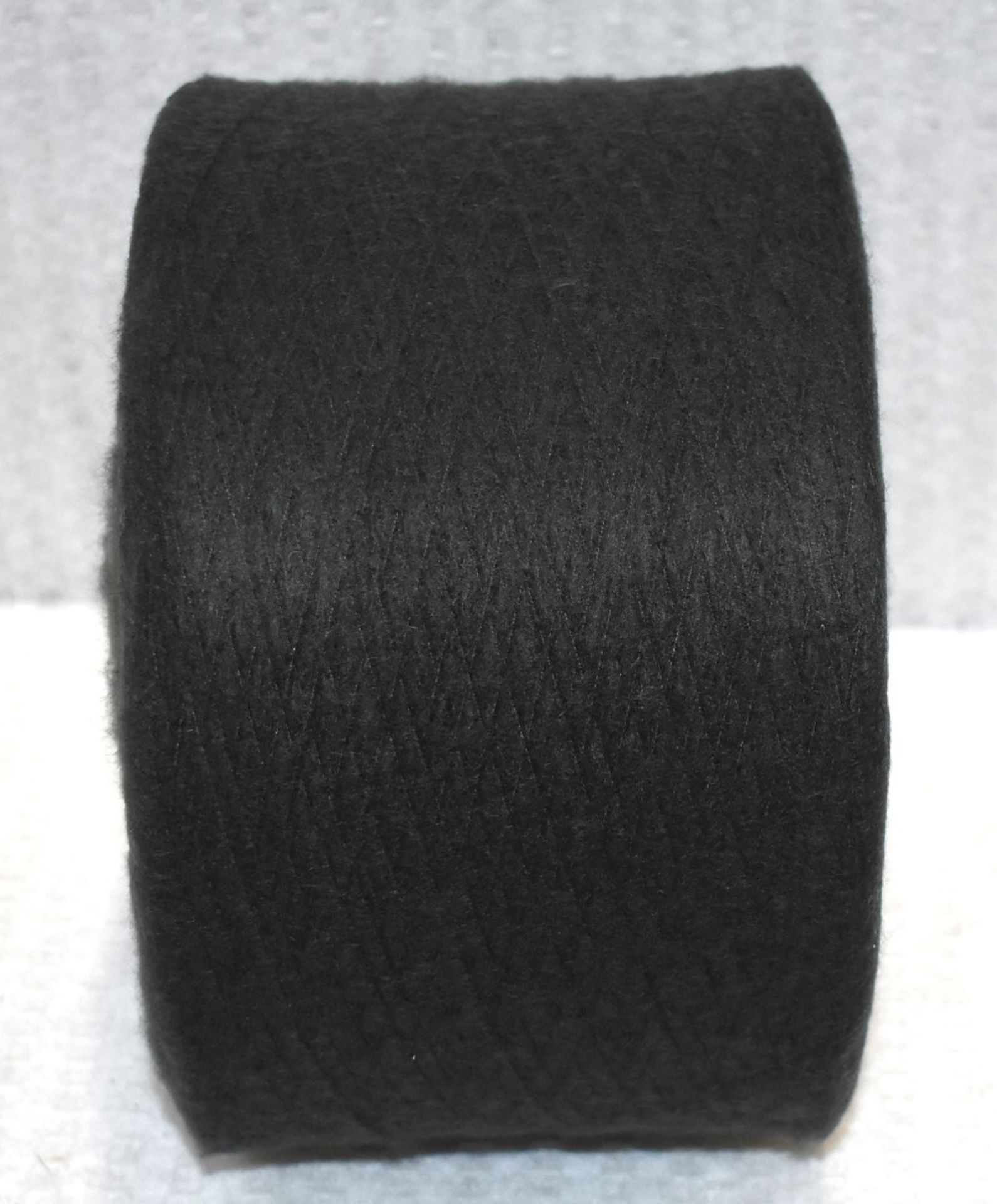 1 x Cone of 1/7,5 Lagona Knitting Yarn - Charcoal - Approx Weight: 2,300g - New Stock ABL Yarn - Image 7 of 9