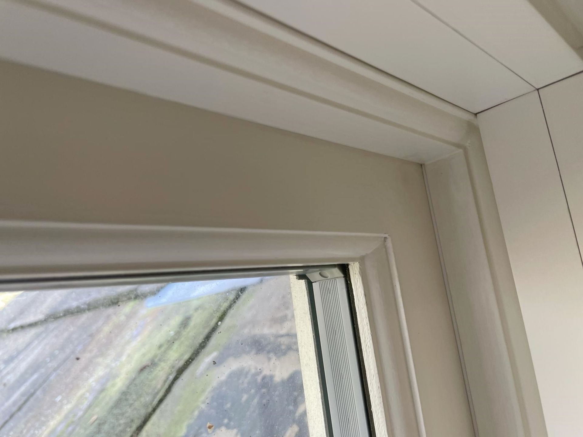 1 x Hardwood Timber Double Glazed Leaded 3-Pane Window Frame fitted with Shutter Blinds - Image 5 of 12