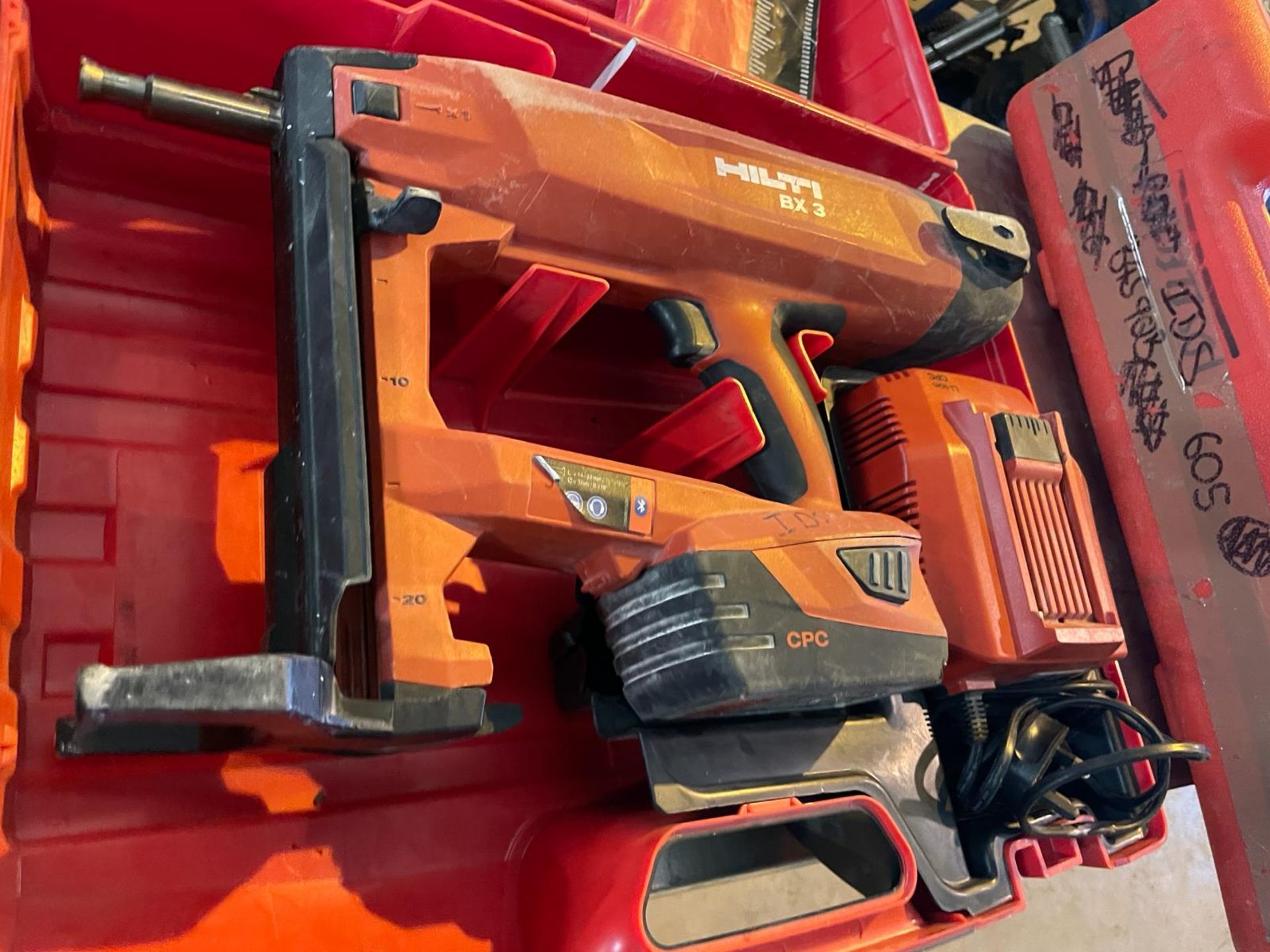 1 x Hilti BX3 Cordless Nail Gun Fastening Tool - Includes Case, Battery and Charger - RRP £3,400 - Image 4 of 7