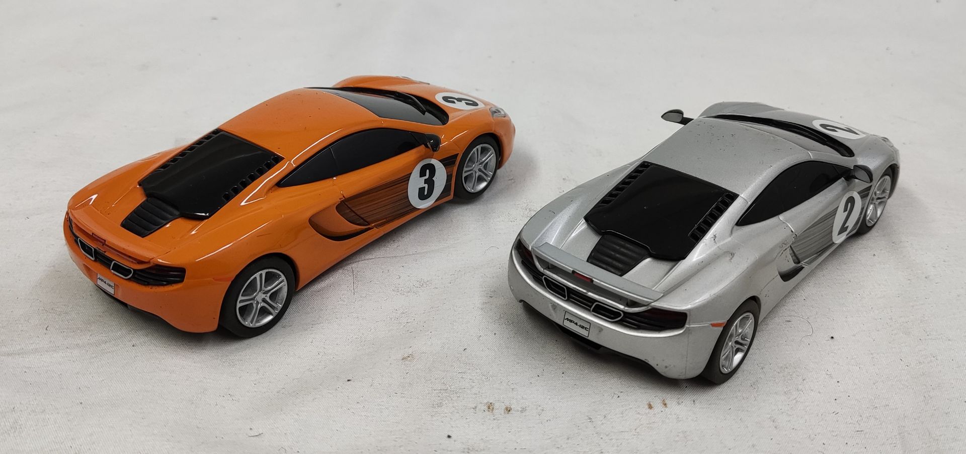 2 x Scalextric McLaren Cars - Tested and Working - Used - CL444 - NO VAT ON THE HAMMER - Location: - Image 4 of 7