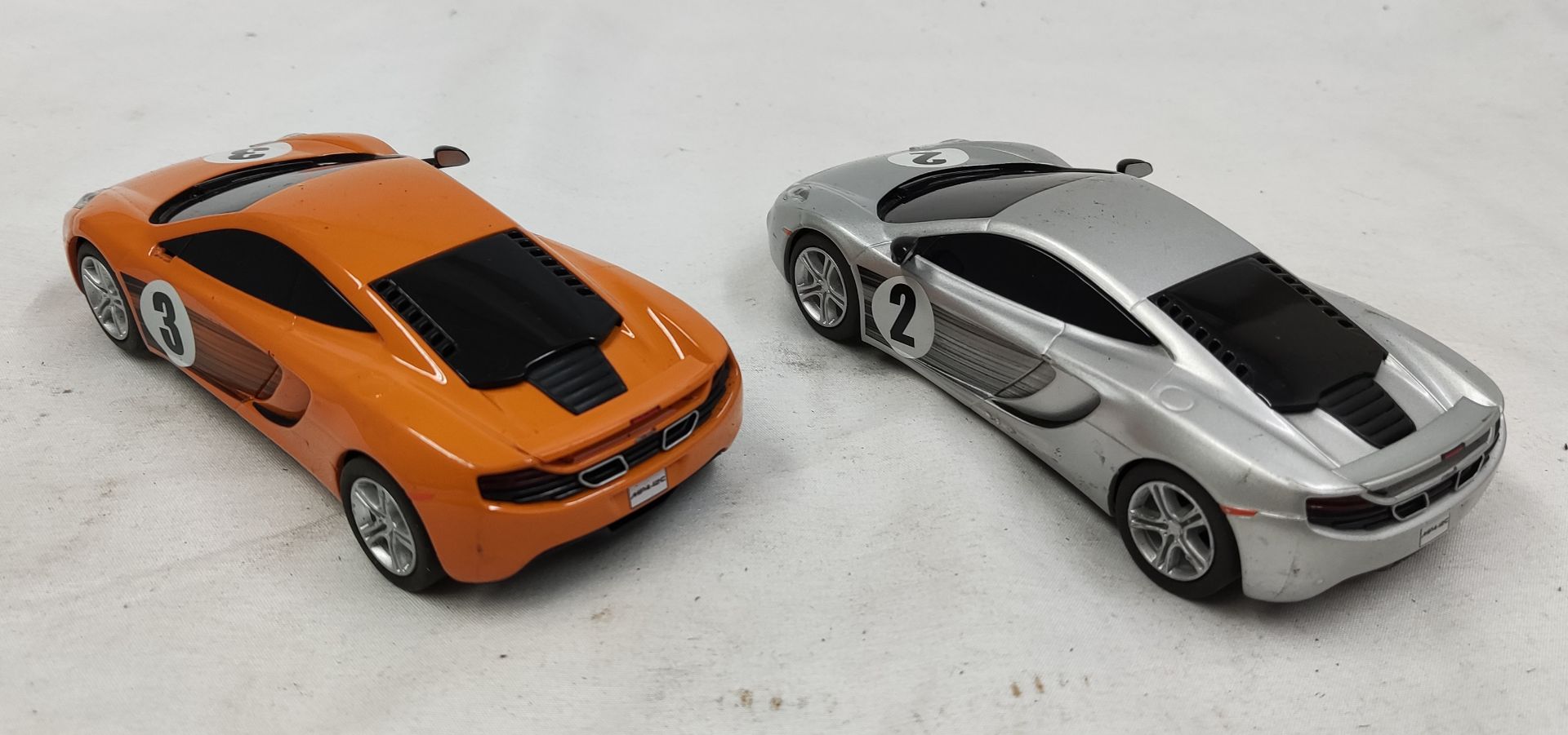 2 x Scalextric McLaren Cars - Tested and Working - Used - CL444 - NO VAT ON THE HAMMER - Location: - Image 3 of 7