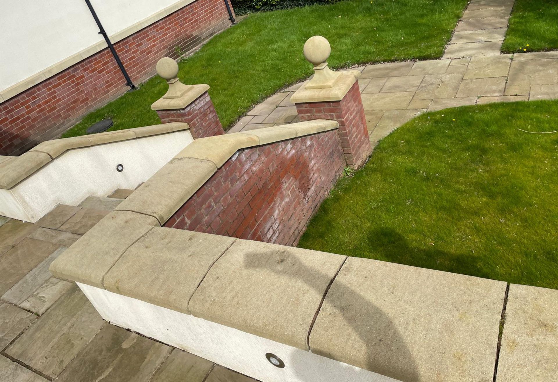 Large Quantity of Yorkstone Paving - Over 340sqm - CL896 - NO VAT ON THE HAMMER - Location: Wilmslow - Image 4 of 57