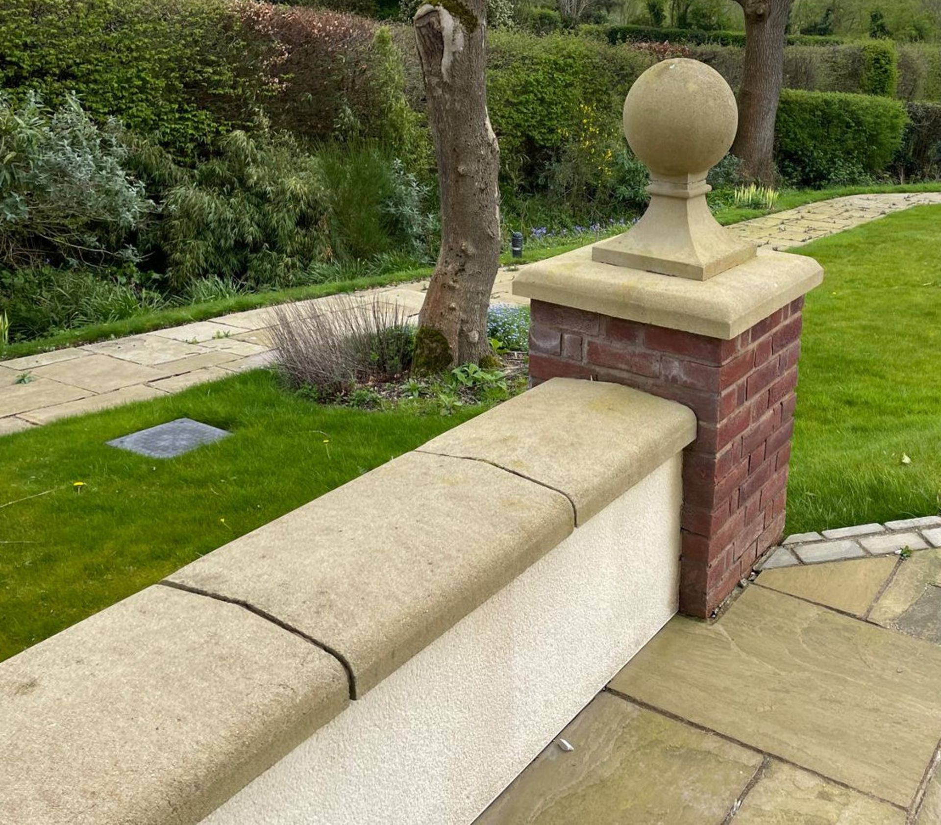 Large Quantity of Yorkstone Paving - Over 340sqm - CL896 - NO VAT ON THE HAMMER - Location: Wilmslow - Image 47 of 57