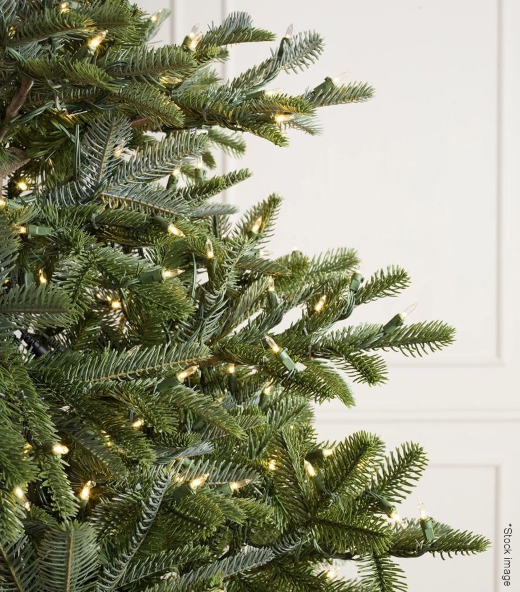 1 x BALSAM HILL 'Nordmann Fir' Luxury 12ft Candlelight Christmas Tree - Original Price £2,700 - Image 5 of 21