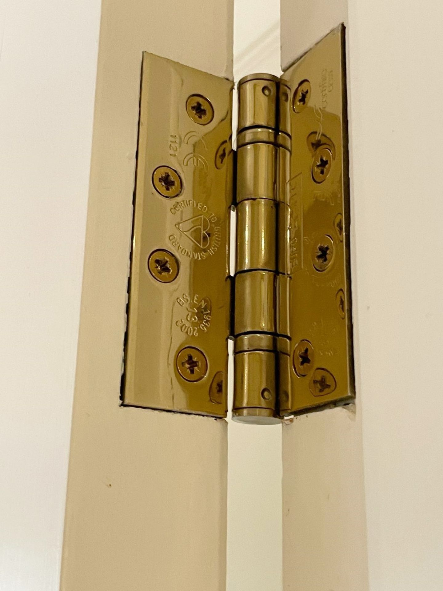1 x Solid Oak Wooden Lockable Internal Door - Ref: PAN285 / UTIL - CL896 - NO VAT ON THE HAMMER - - Image 3 of 9