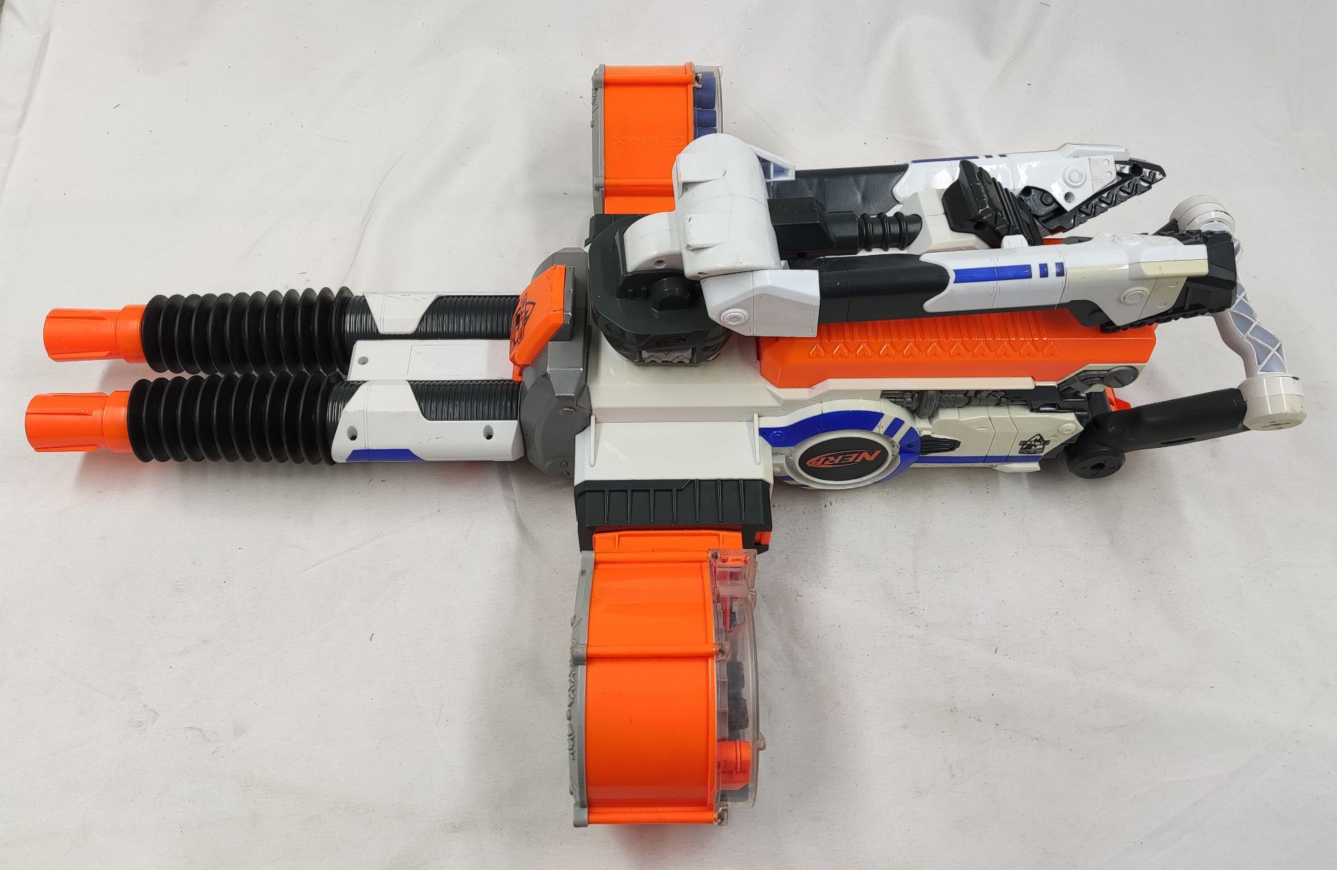 1 x Nerf Rhino-Fire Electric Nerf Gun with Moving Barrels - Used - CL444 - NO VAT ON THE HAMMER - - Image 8 of 12