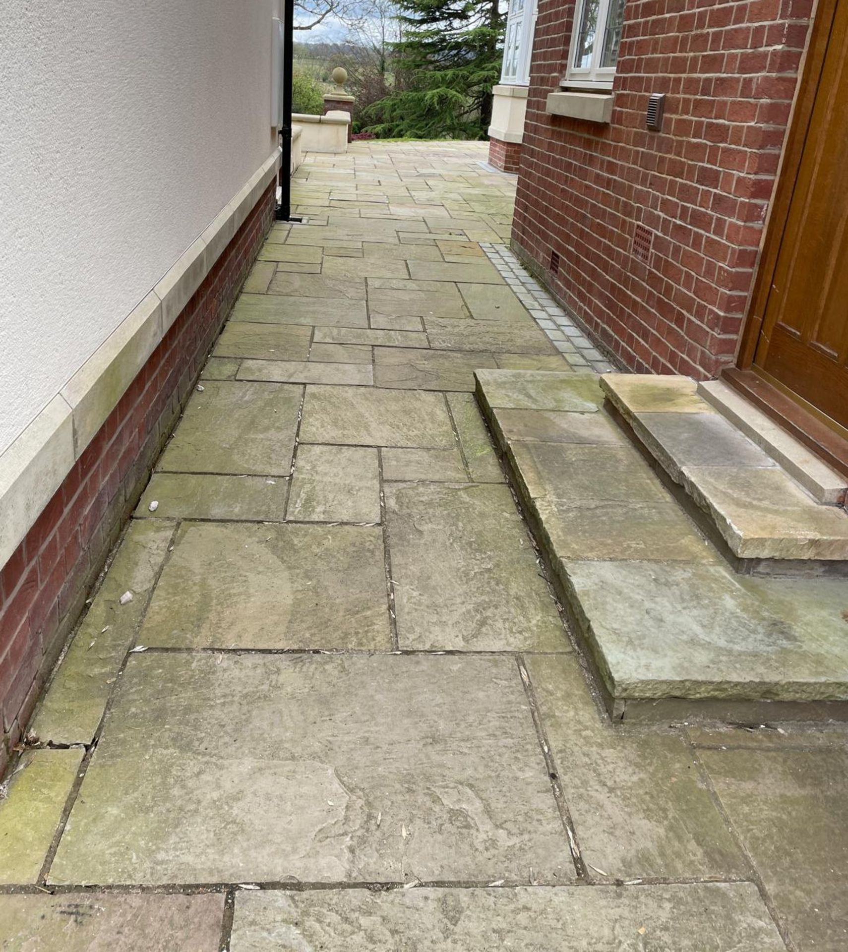 Large Quantity of Yorkstone Paving - Over 340sqm - CL896 - NO VAT ON THE HAMMER - Location: Wilmslow - Image 56 of 57