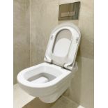 1 x VILLEROY & BOCH Wall Hung Toilet with Geberit Flush Plate - Ref: PAN249 - CL896 - NO VAT ON