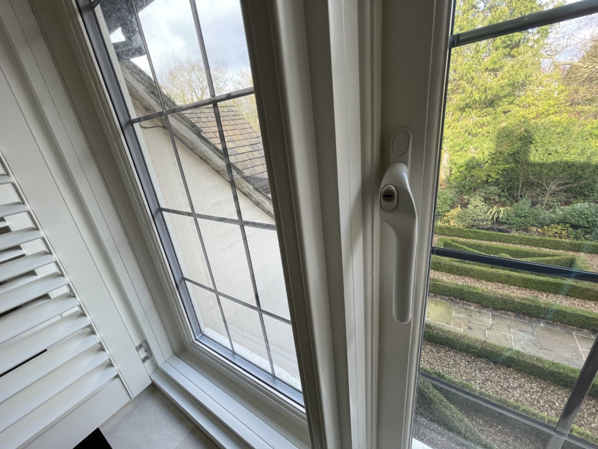 1 x Hardwood Timber Double Glazed Leaded 3-Pane Window Frame fitted with Shutter Blinds - Image 2 of 15