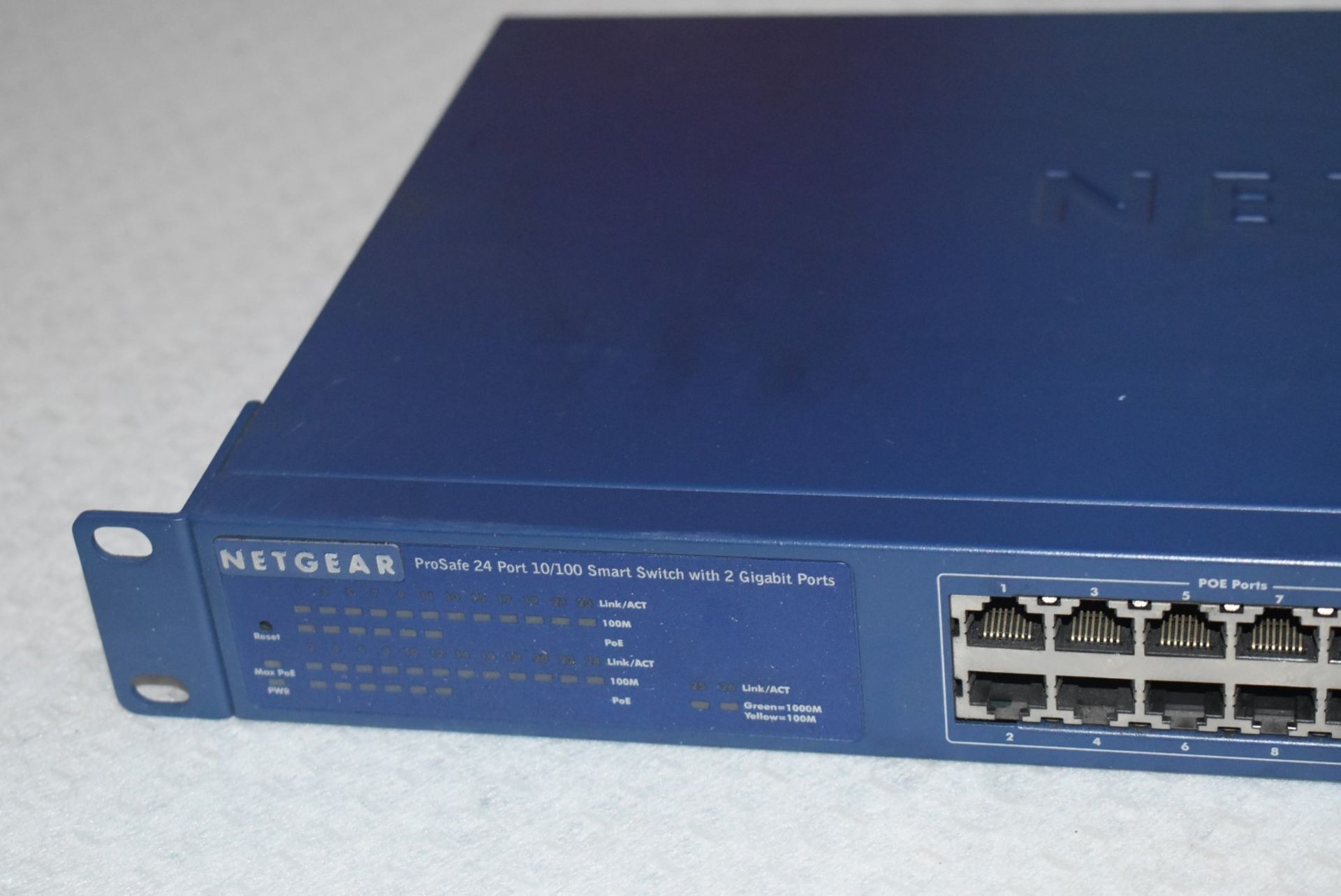 1 x Netgear FS726TP 24 Port Smart Switch - Image 3 of 5