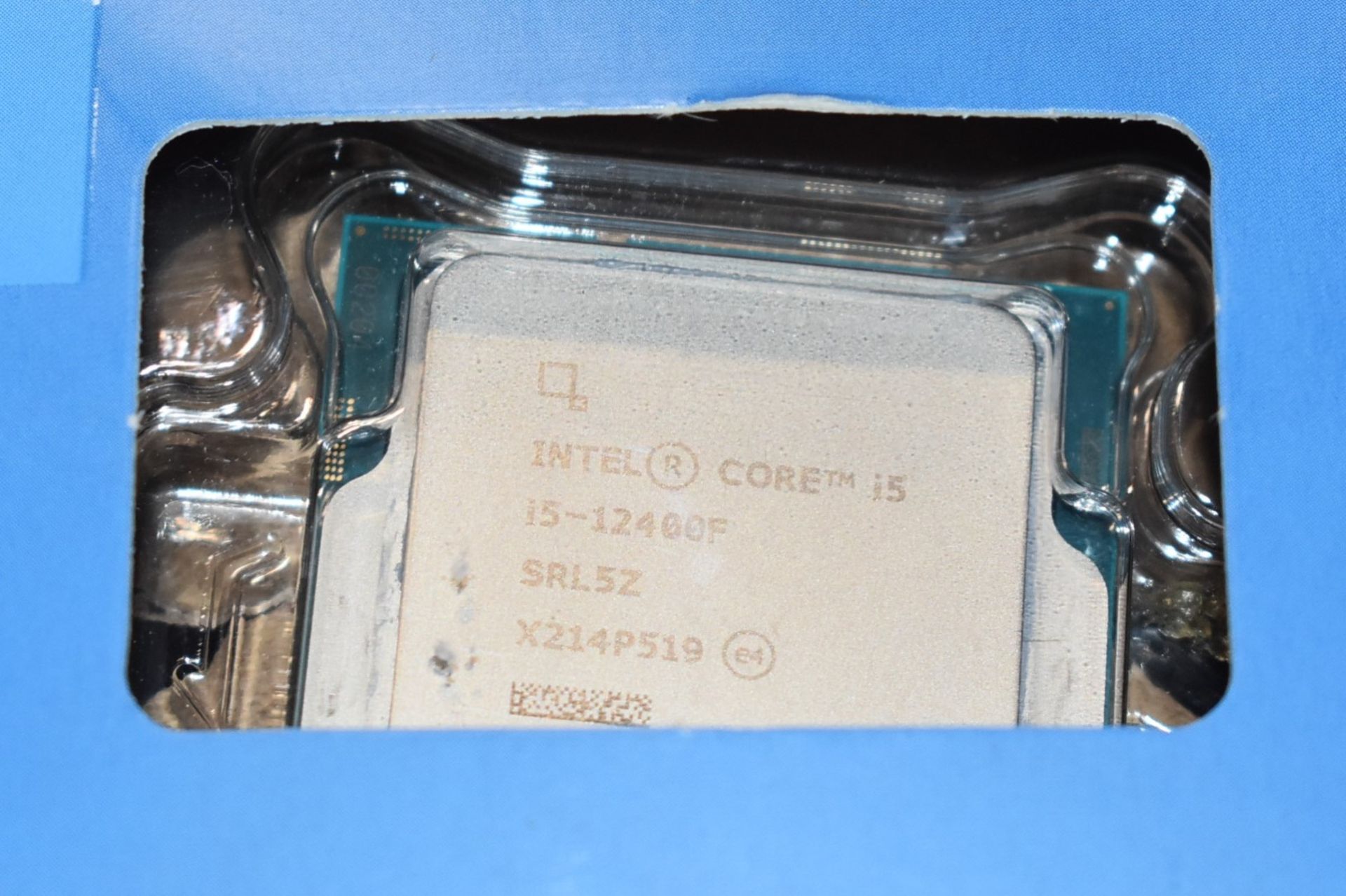 1 x Intel i5-12400F SRL5Z LGA1700 12th Gen Processor - Boxed With Heatsink and Fan - Image 4 of 4