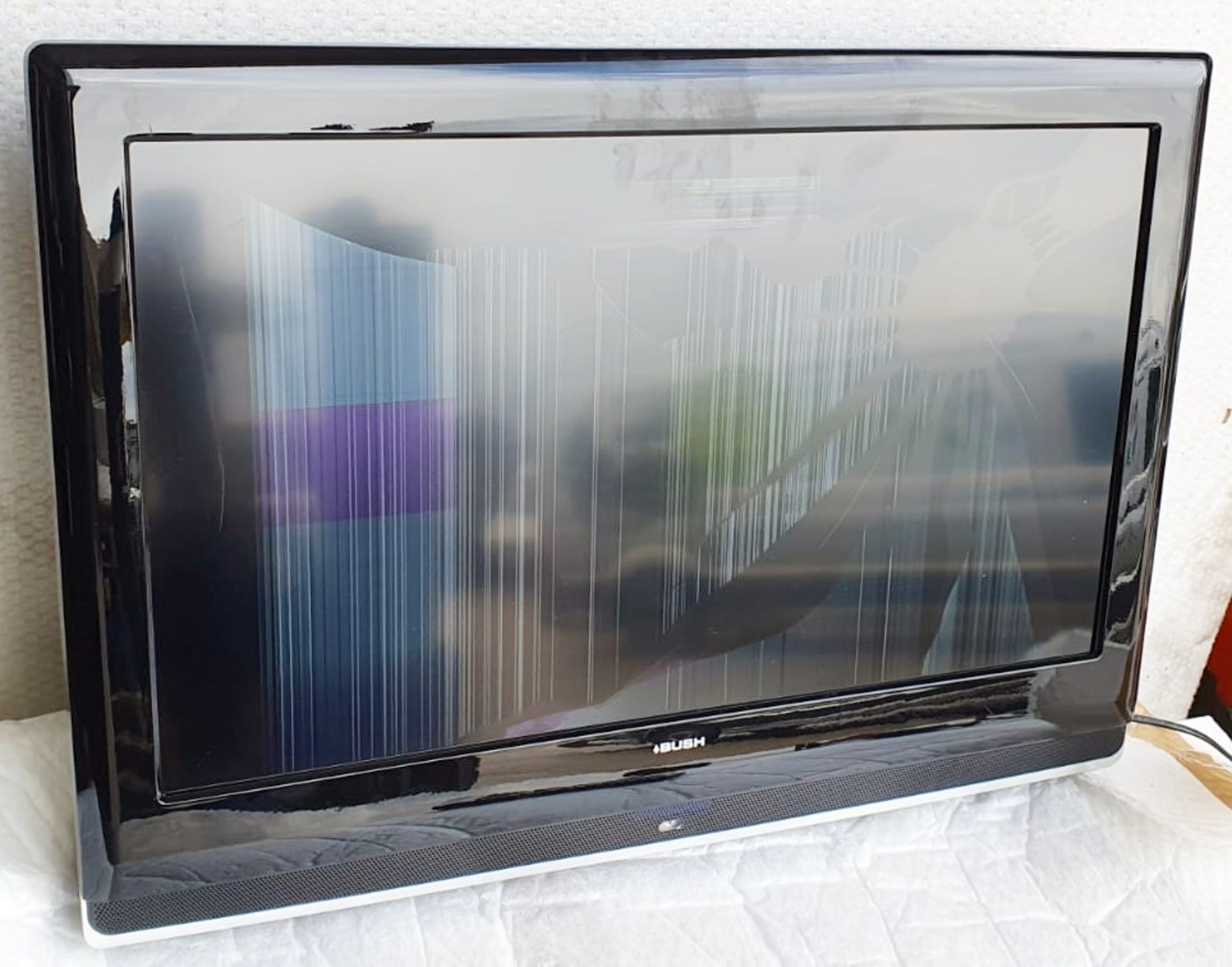 2 x BUSH 40" LCD Televisions - For Spares & Repairs Only - Ref: RTV404+405 / WH2-SCT - CL987 - - Image 10 of 10