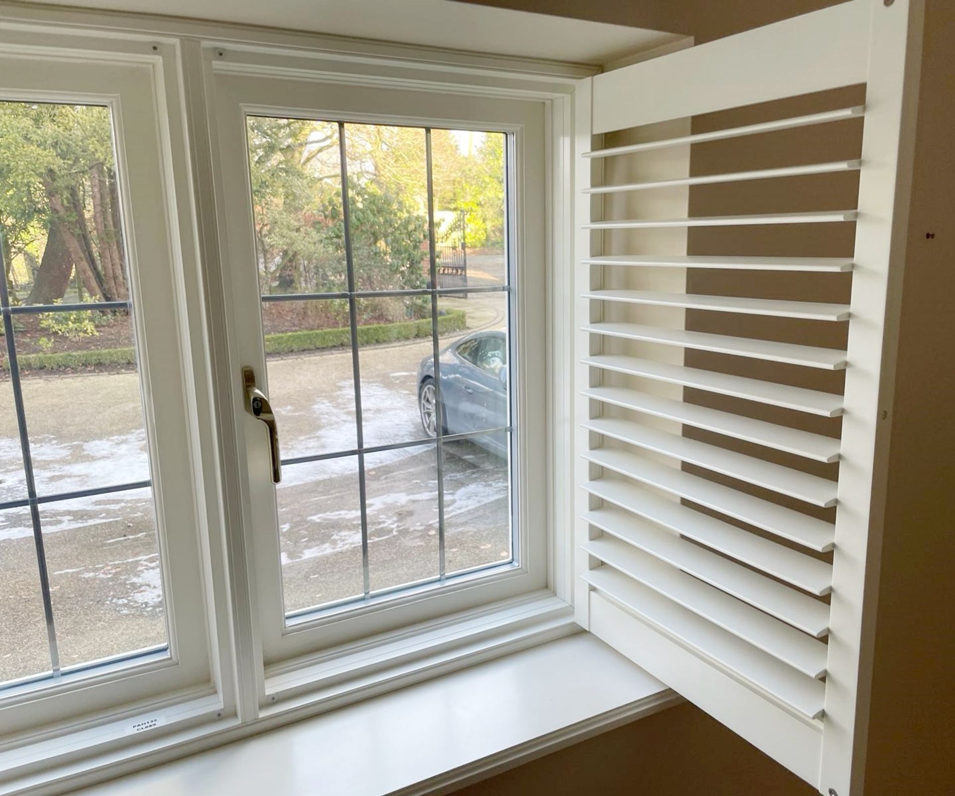 1 x Hardwood Timber Double Glazed Leaded 3-Pane Window Frame fitted with Shutter Blinds - Image 8 of 15