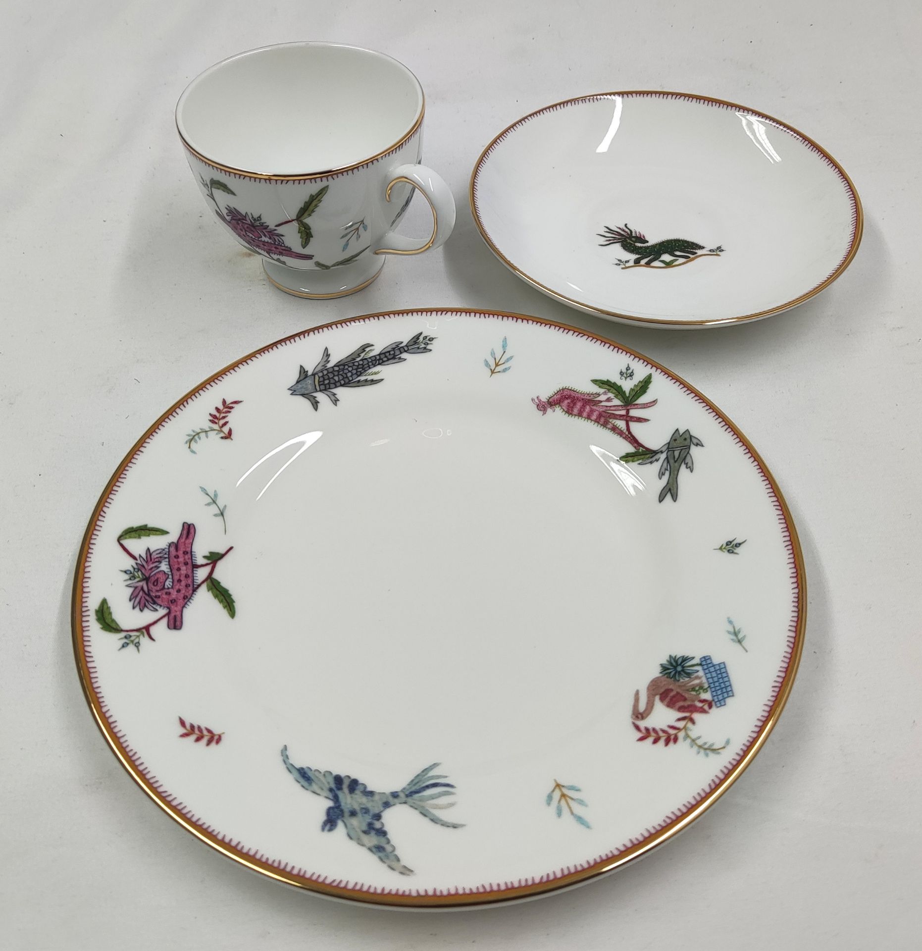 1 x WEDGWOOD Mythical Creatures Fine Bone China Teacup/Saucer/Plate Set - New/Boxed - RRP £140.00 - Image 10 of 20