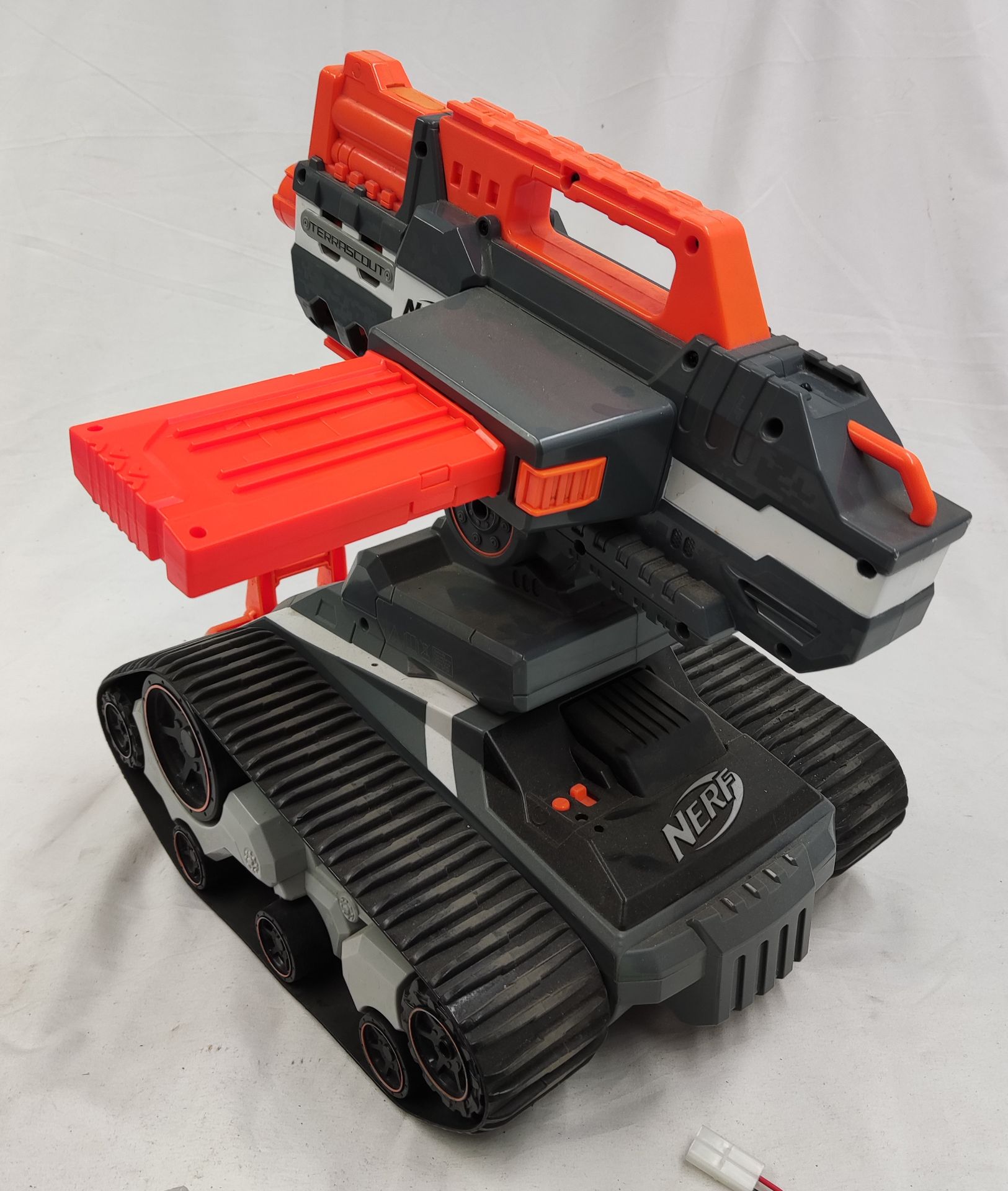 1 x Nerf Terrascout Remote Control Nerf Tank With Video - Used - CL444 - NO VAT ON THE HAMMER - - Image 5 of 14