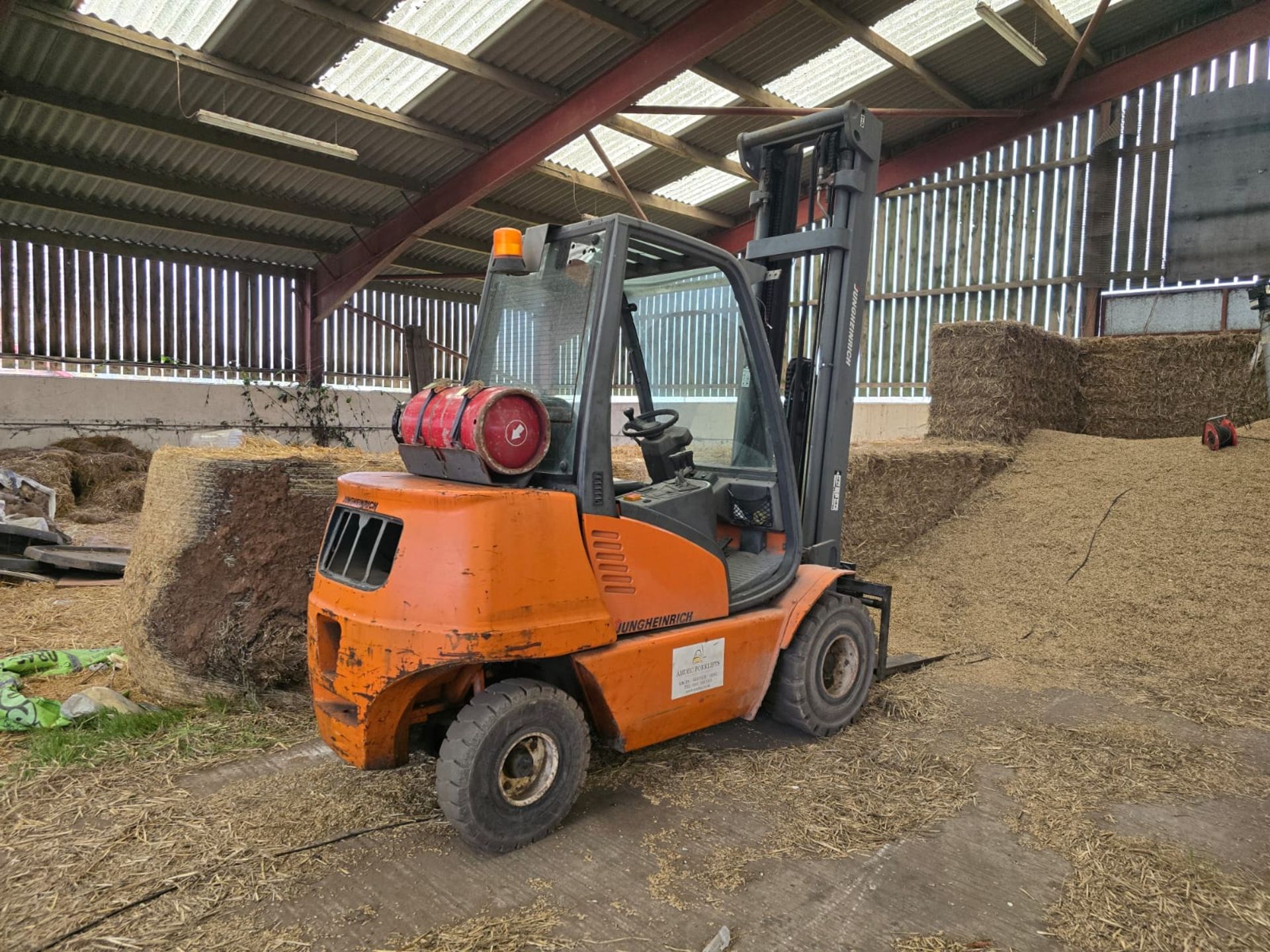 1 x Jungheinrich CL30C 3 Ton Counter Balance Gas Forklift Truck - Image 22 of 34