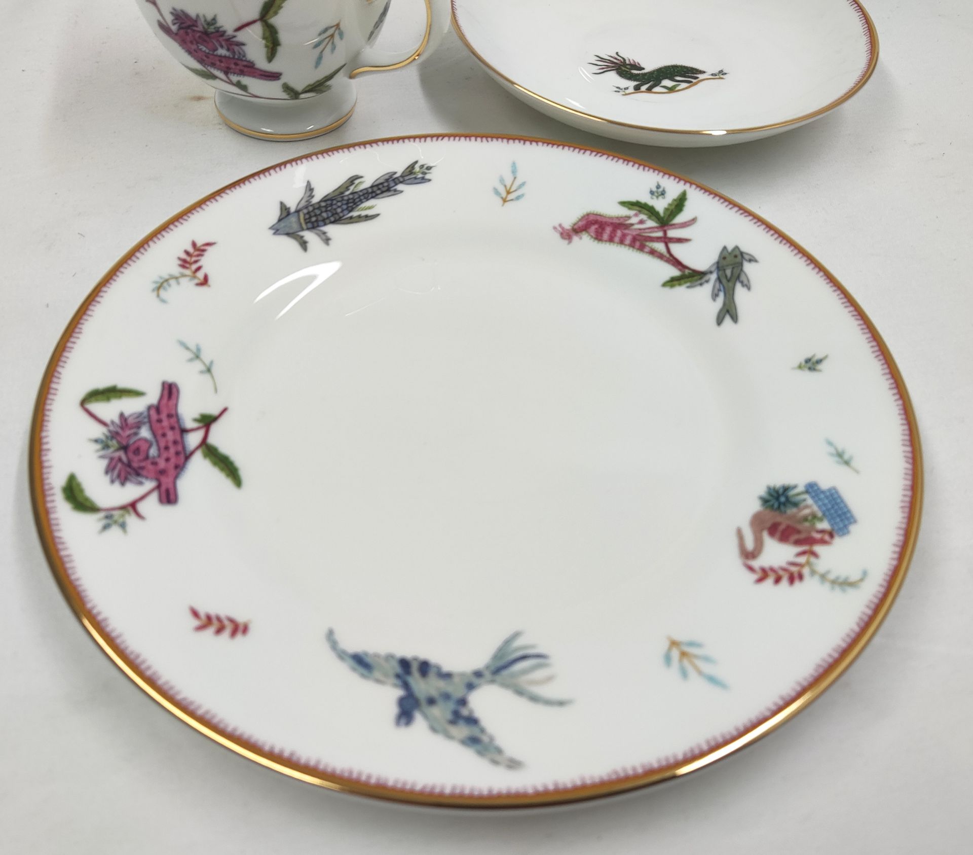 1 x WEDGWOOD Mythical Creatures Fine Bone China Teacup/Saucer/Plate Set - New/Boxed - RRP £140.00 - Image 5 of 20