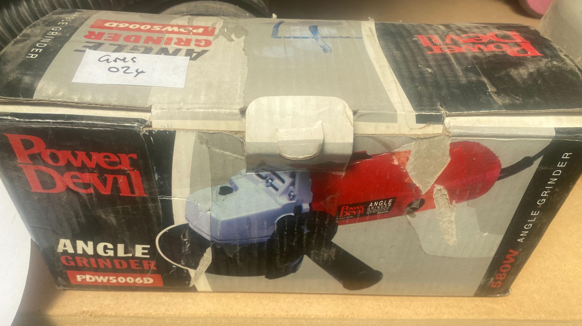 1 x POWER DEVIL Pdw5006D Angle Grinder - Ref: GMS024 - CL937 - Location: London NW2Condition Report: