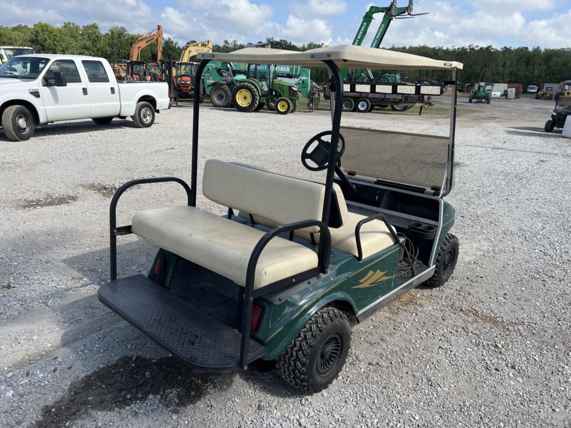 CLUB CAR 48 VOLT ELECTRIC GOLF CART R/K - Image 3 of 5