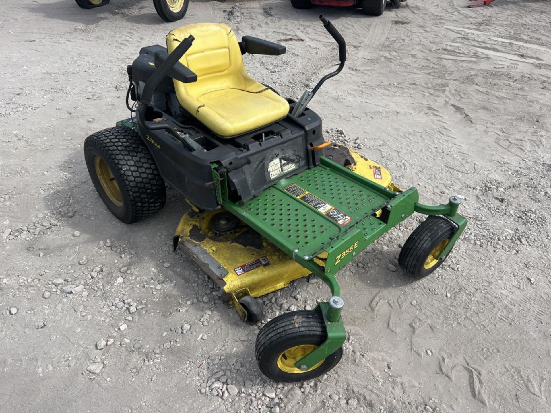 JOHN DEERE Z355E 48 INCH ZTR MOWER R/K