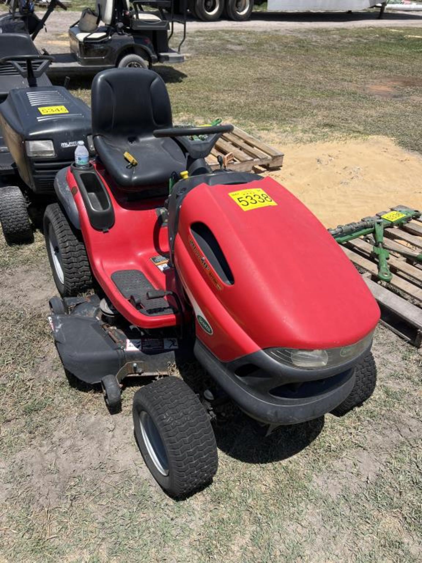 SCOTTS 48 INCH RIDING MOWER W/K - Image 2 of 3