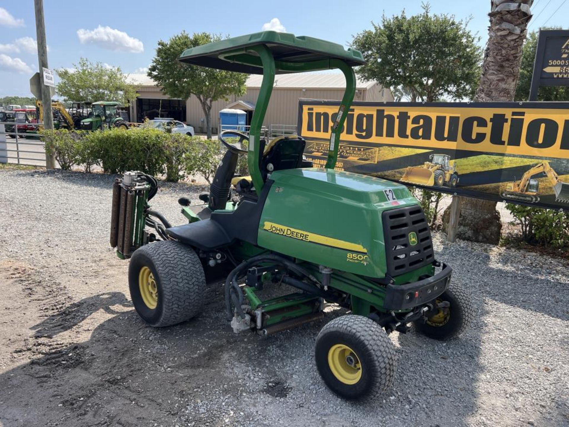 JOHN DEERE 8500 DIESEL REEL MOWER R/K - Image 2 of 7