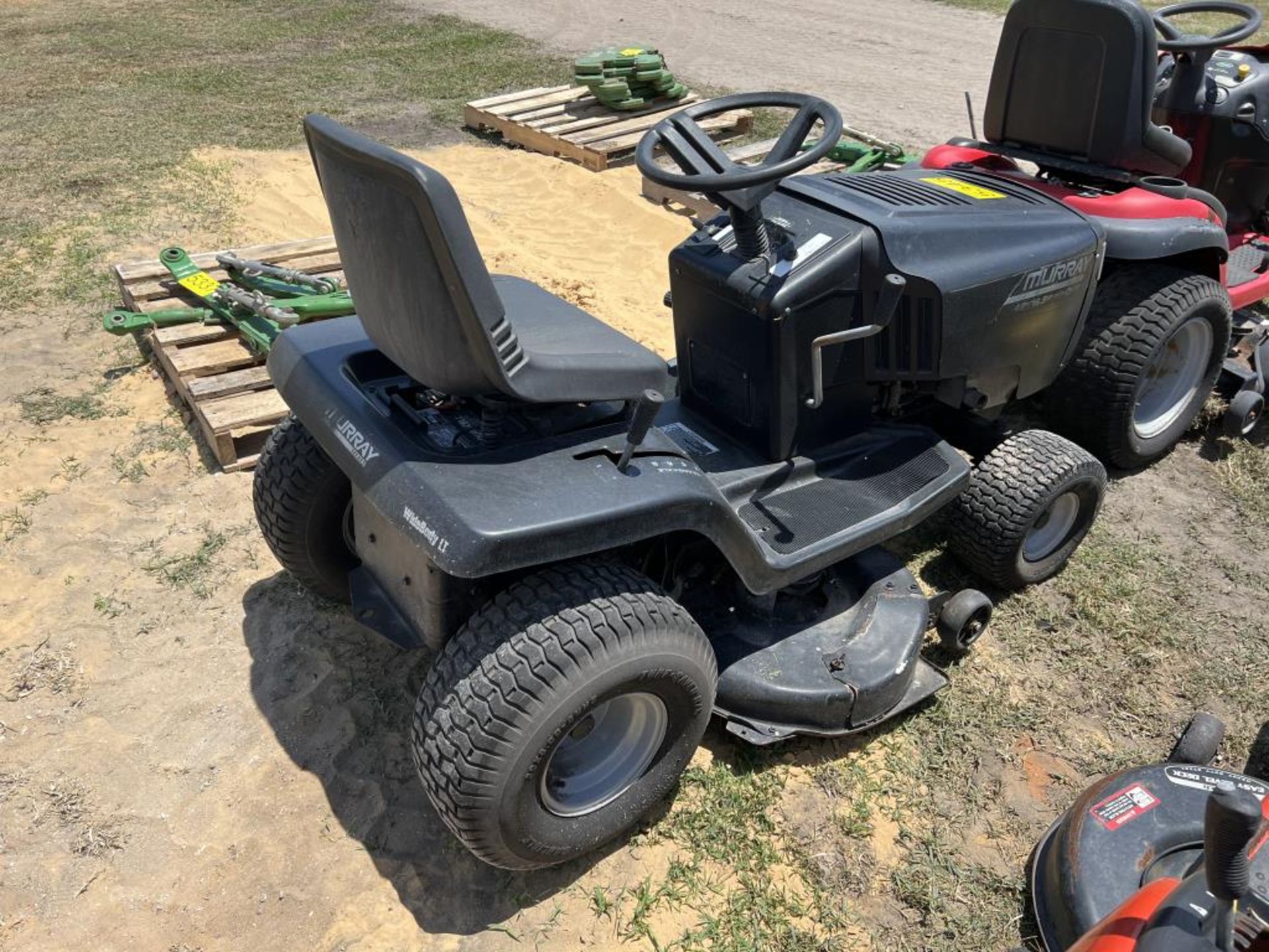 MURRAY 42 INCH RIDING MOWER W/K - Image 2 of 3
